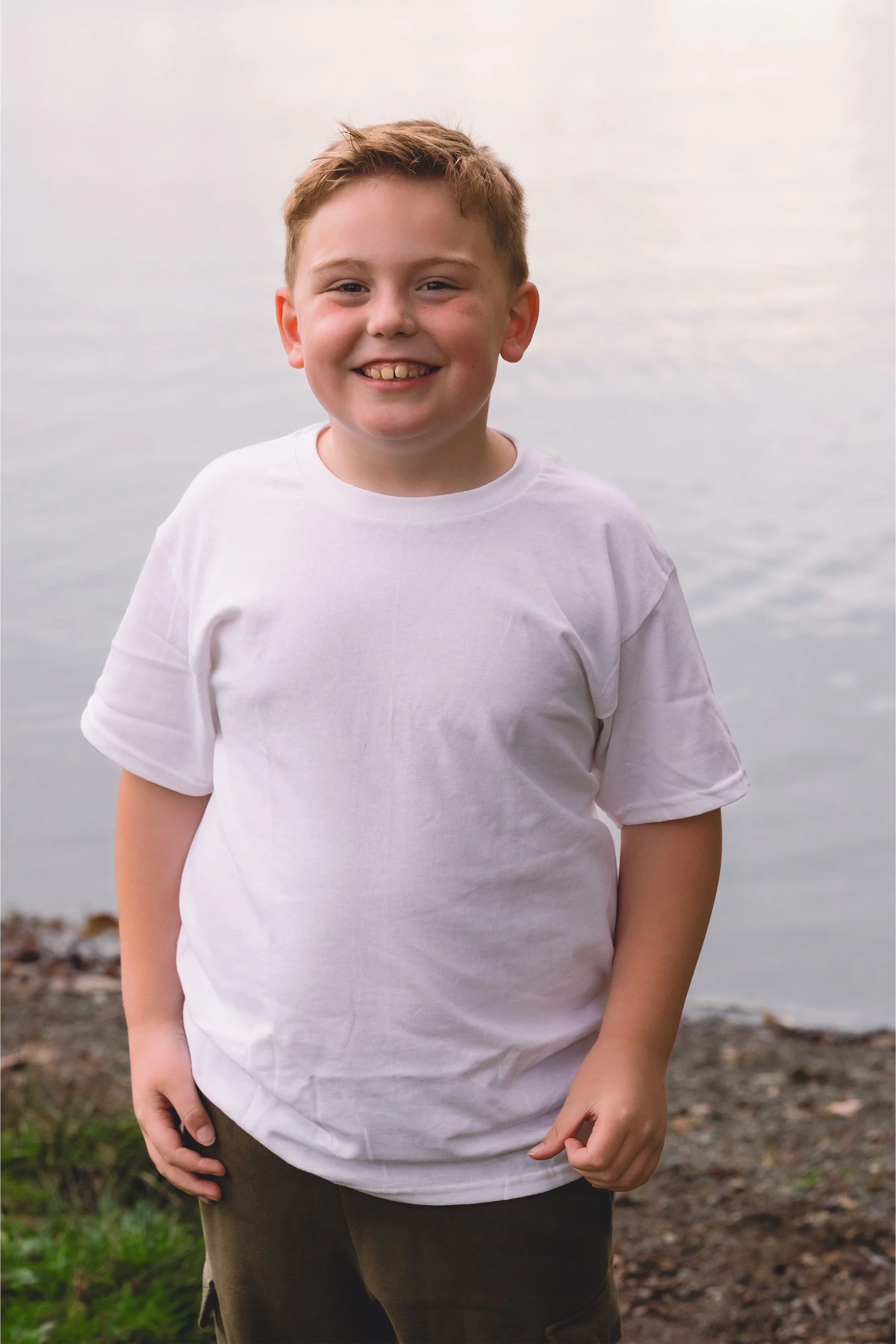 Laura-Brooks-Art-Outdoor-Family-Photography-Lake-Stevens.JPG
