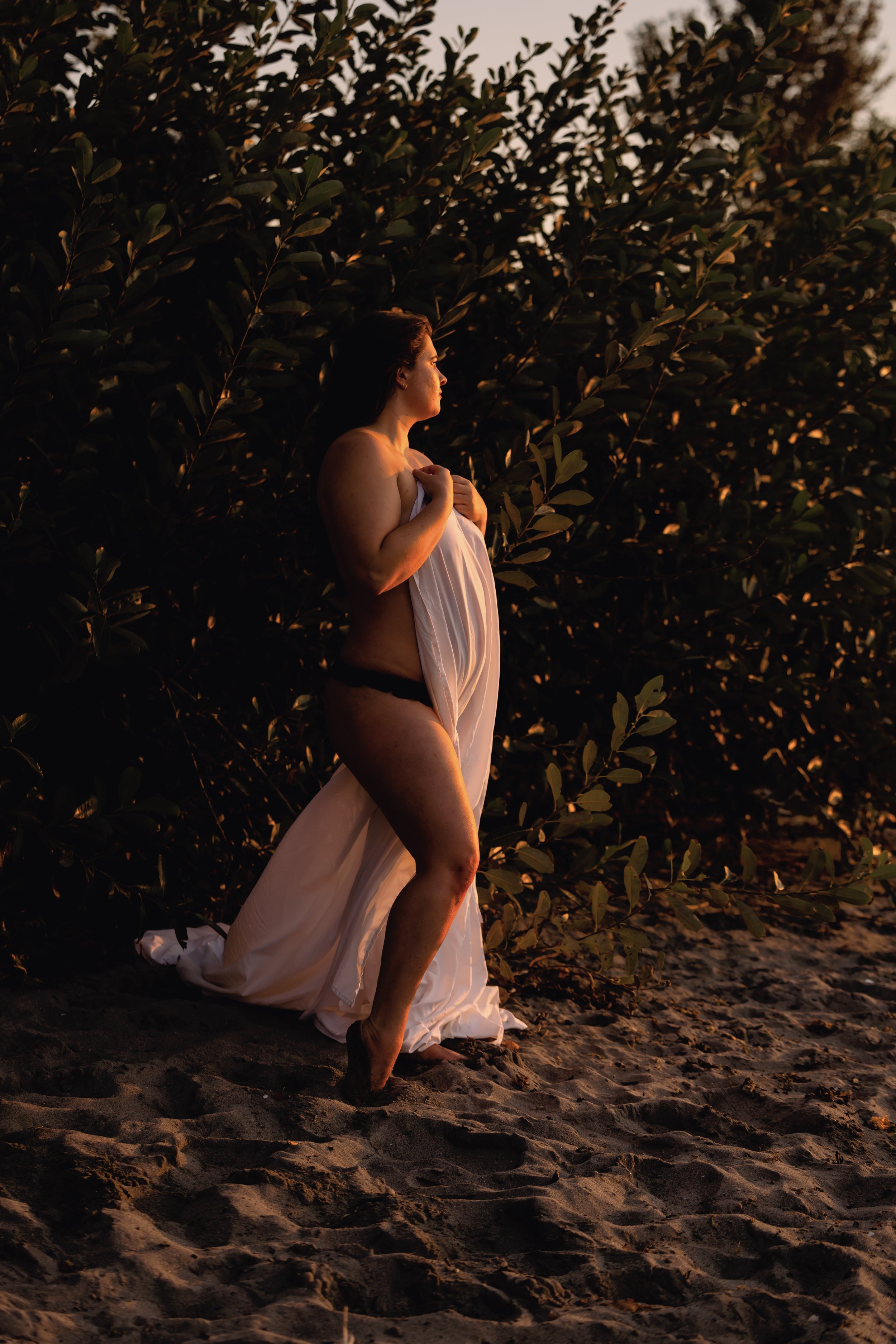 Laura-Brooks-Art-Outdoor-Boudoir-Seattle.jpg