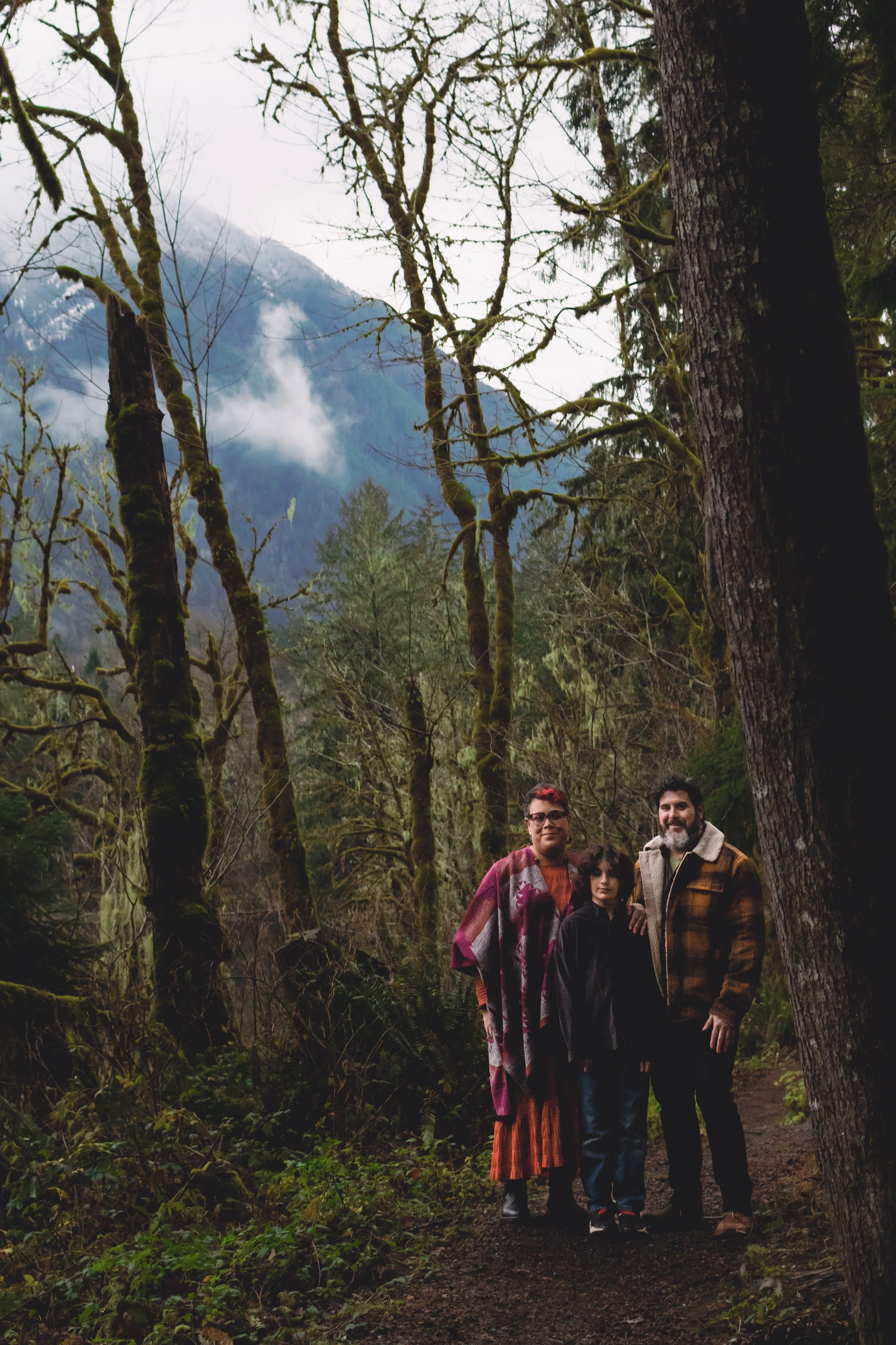 Laura-Brooks-Art-Outdoor-Family-Photography-Seattle.JPG
