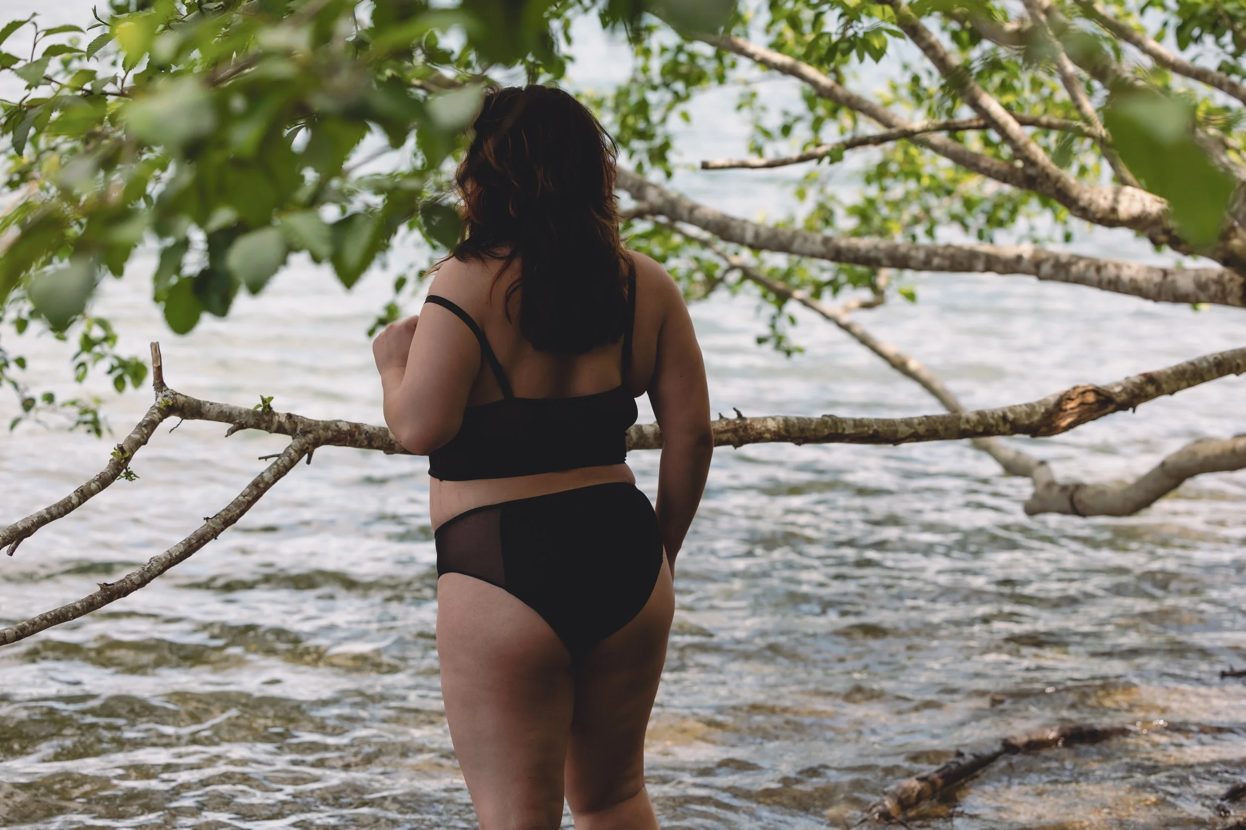 Laura-Brooks-Art-Water-Outdoor-Boudoir-Seattle.jpg