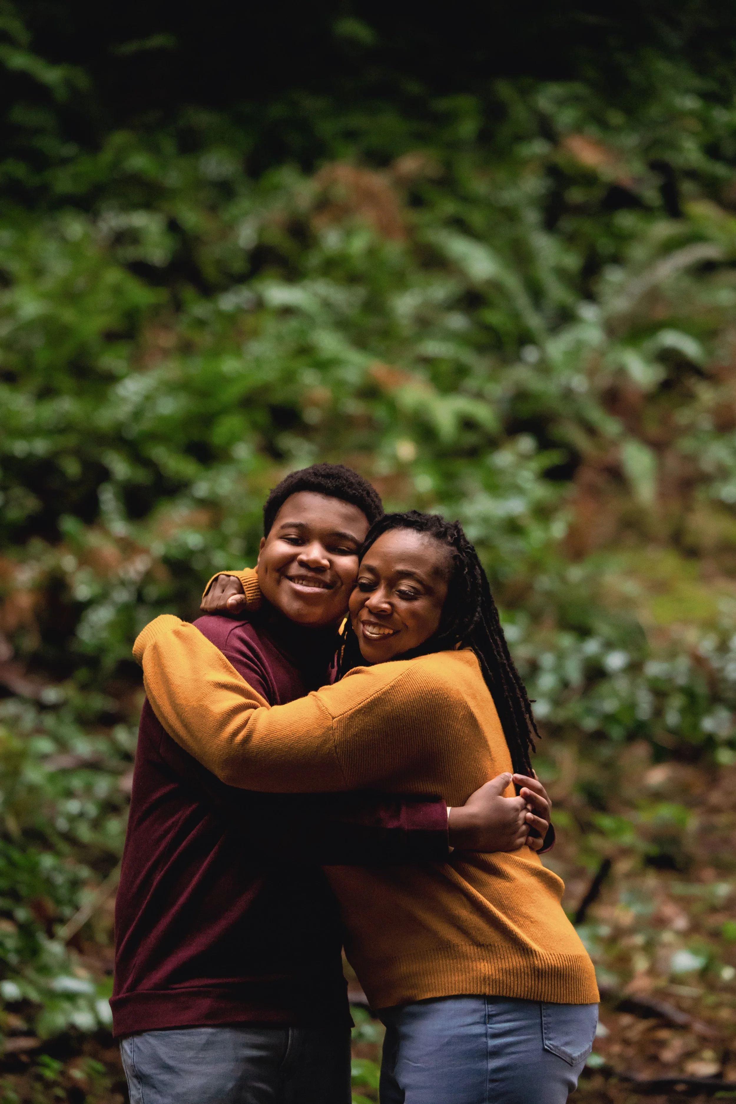 Laura-Brooks-Art-Outdoor-Family-Portraits-Seattle.JPG