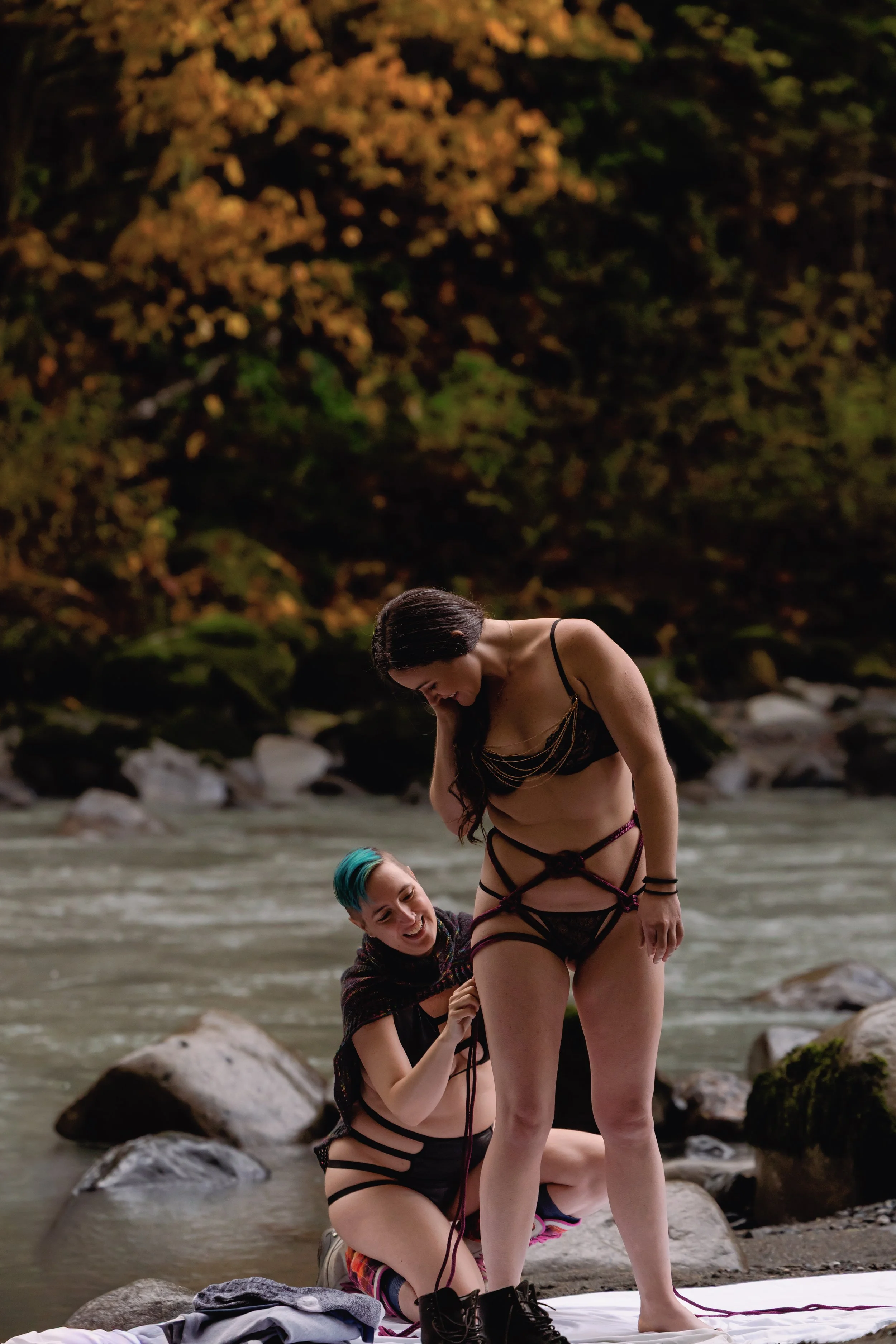 Laura-Brooks-Art-Rope-Water-Outdoor-Boudoir-Granite-Falls.JPG