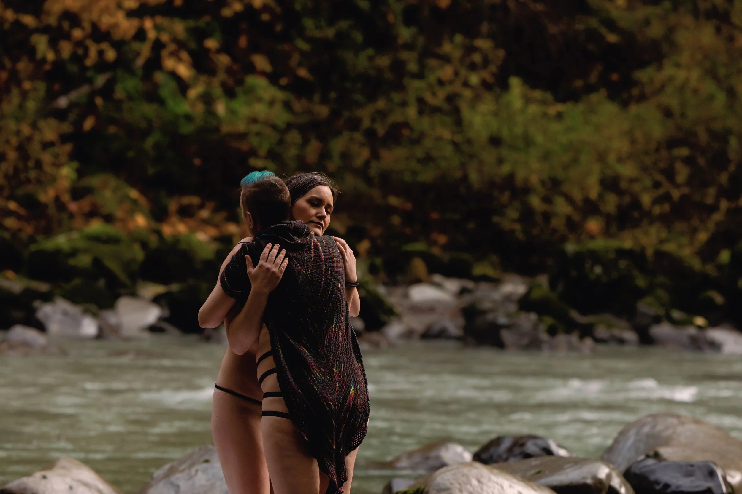 Laura-Brooks-Art-Rope-Water-Outdoor-Boudoir-Granite-Falls.JPG