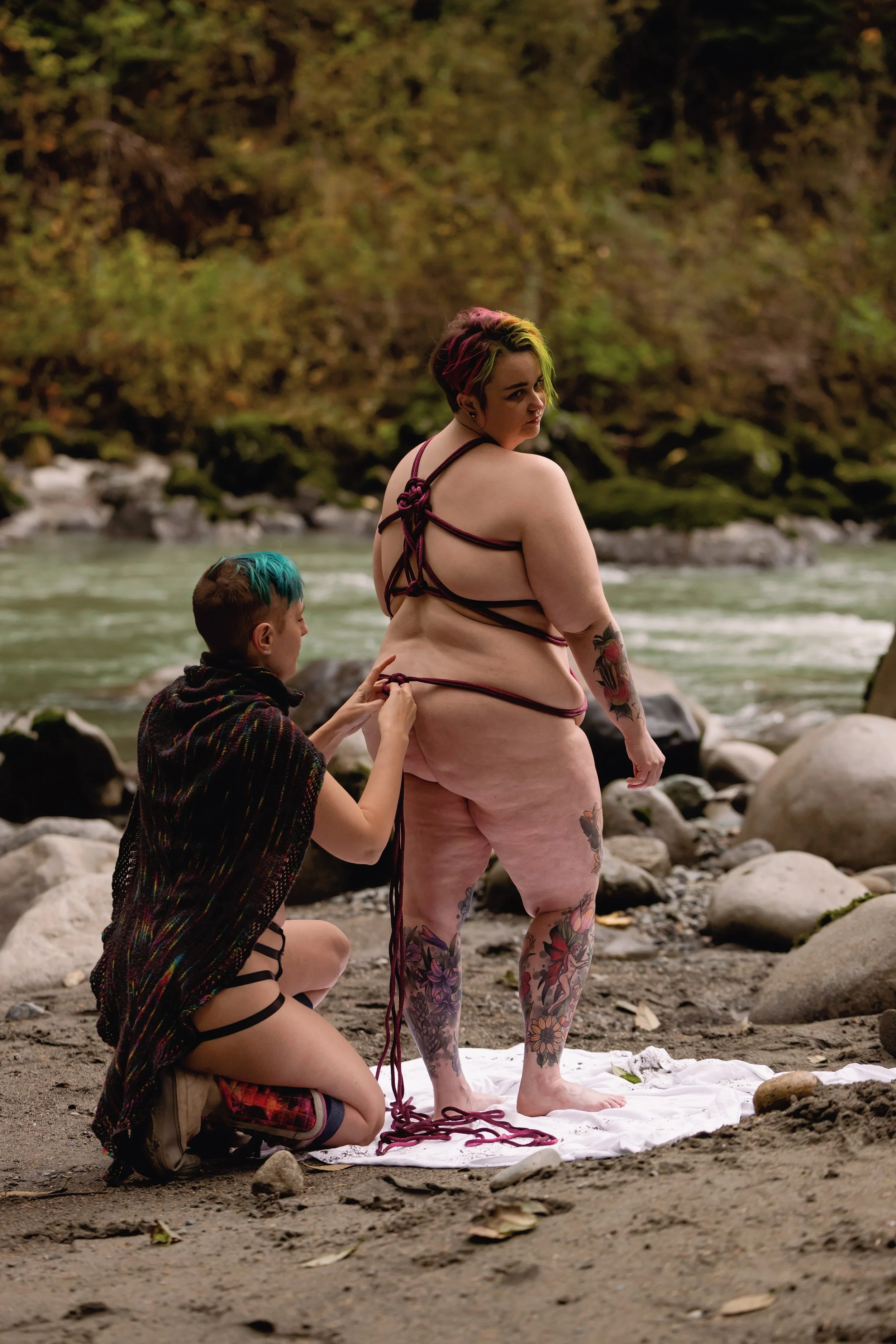 Laura-Brooks-Art-Plus-Size-Rope-Water-Outdoor-Boudoir-Granite-Falls.JPG