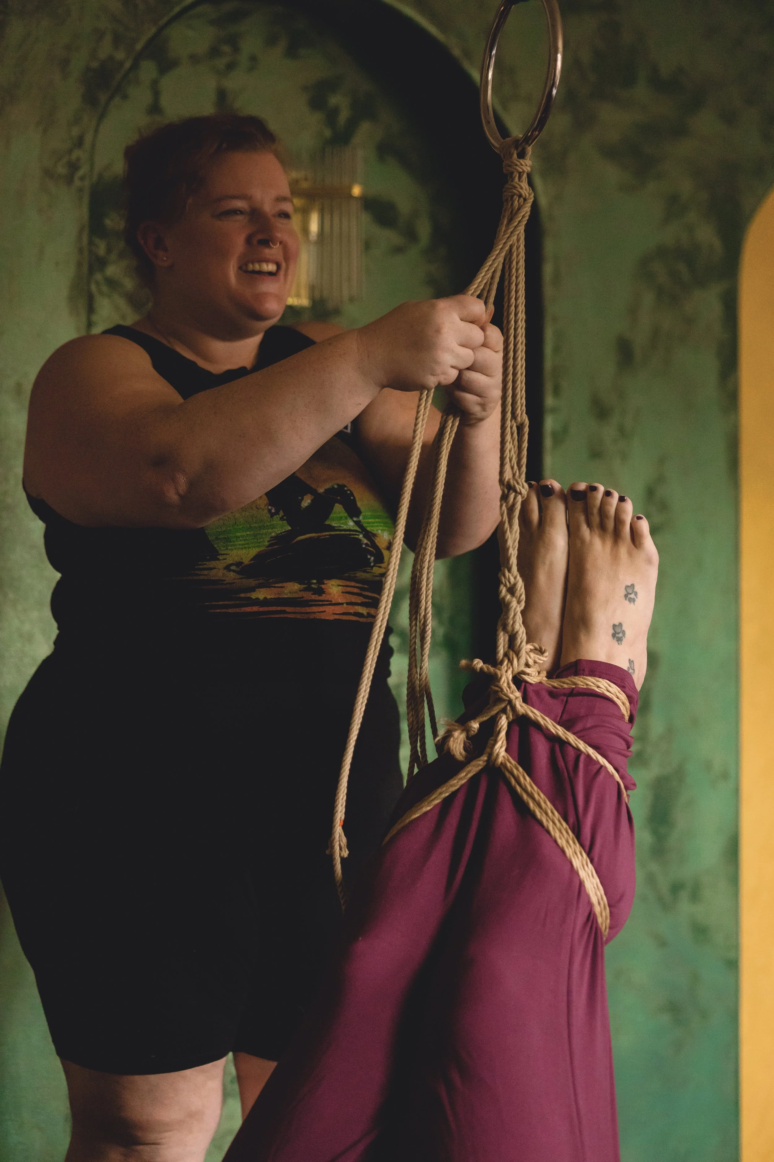 Laura-Brooks-Art-Rope-Boudoir-Photography-Seattle.jpg