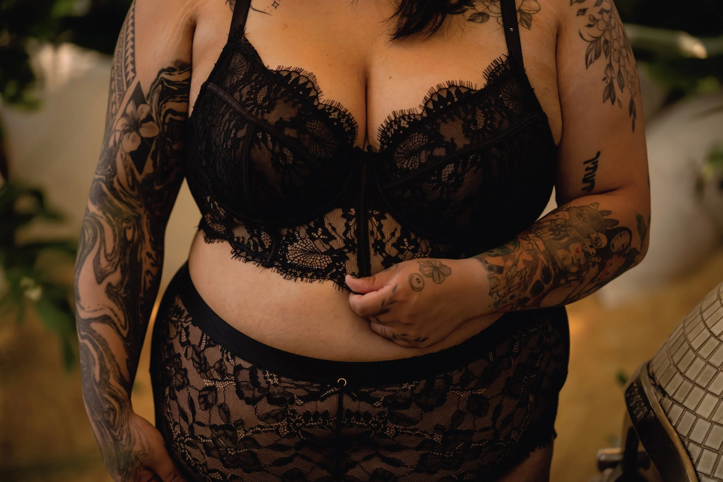 Laura-Brooks-Art-Outdoor-Boudoir-Seattle.jpg