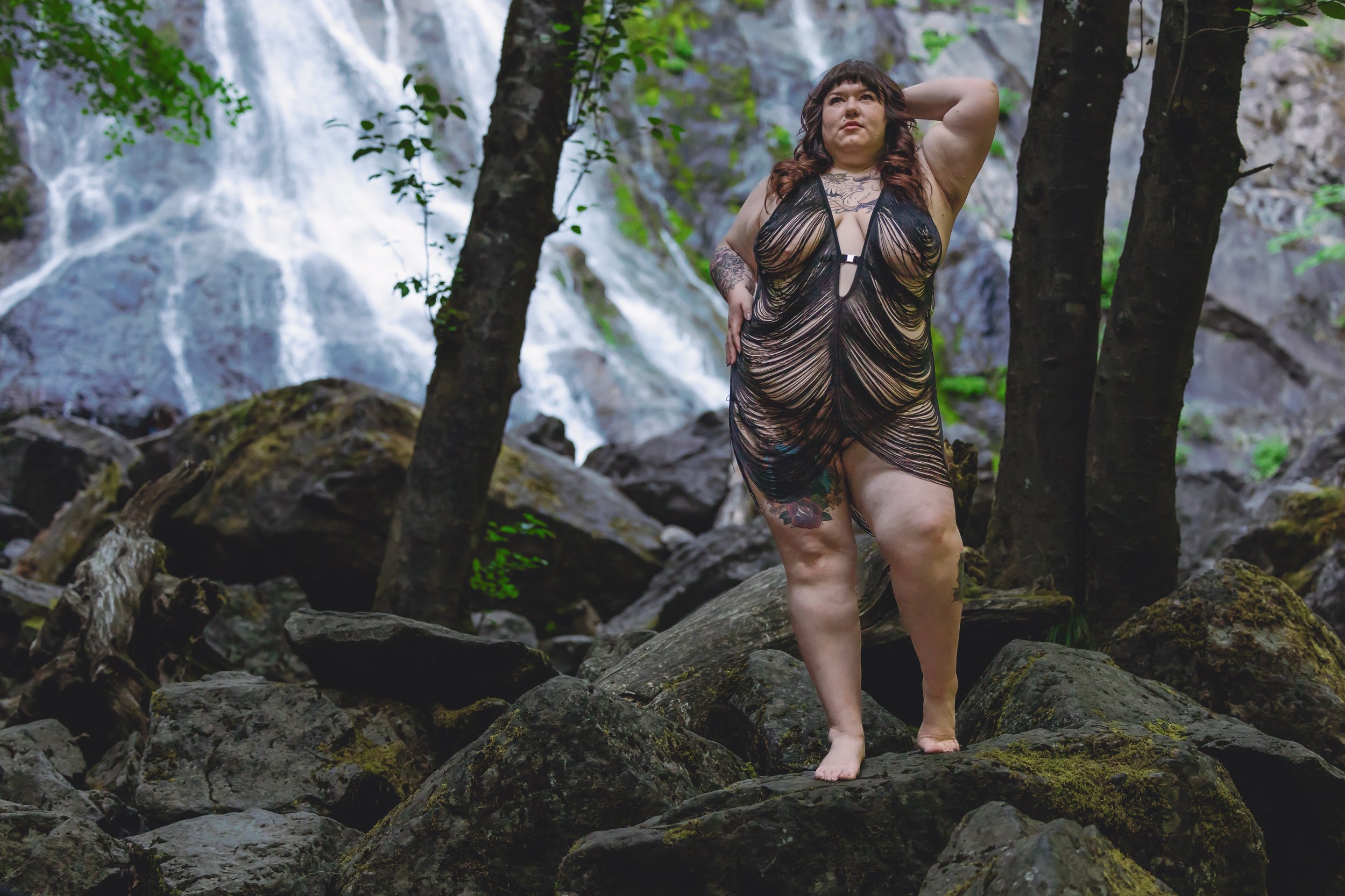 Laura-Brooks-Art-Outdoor-Waterfall-Boudoir-Seattle.jpg