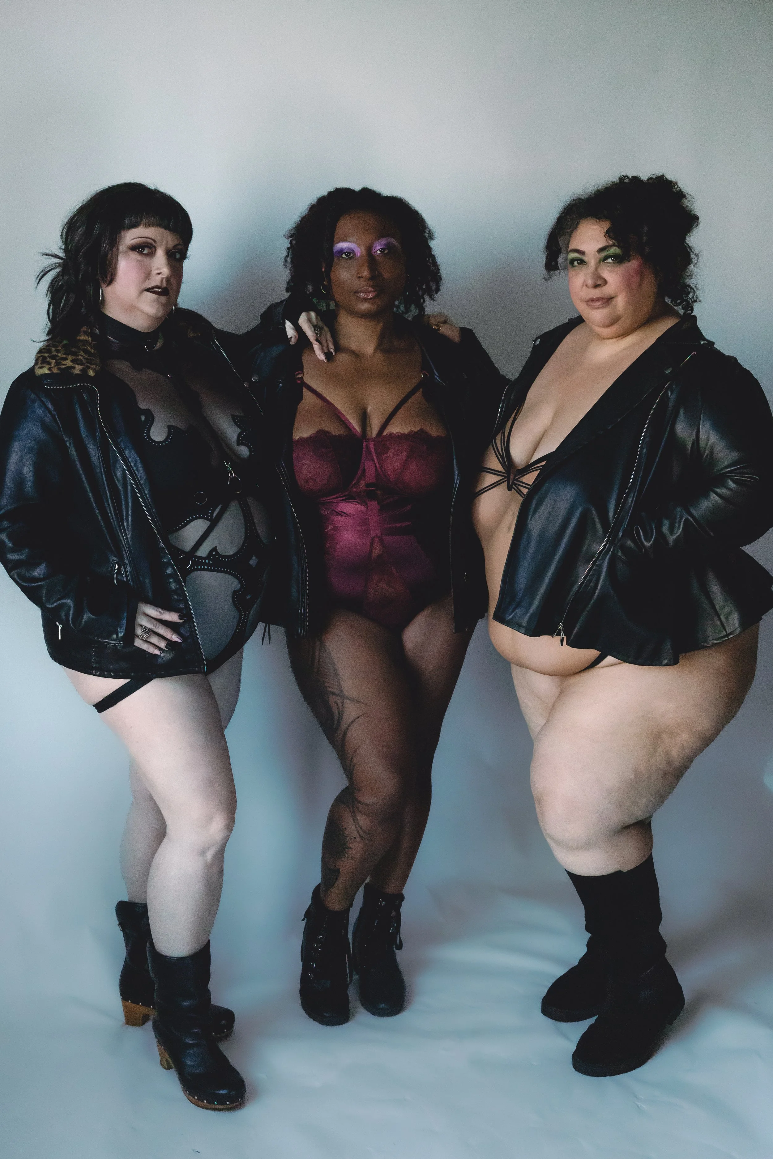 Laura-Brooks-Art-Fatlesque-Portraits-Seattle.jpg