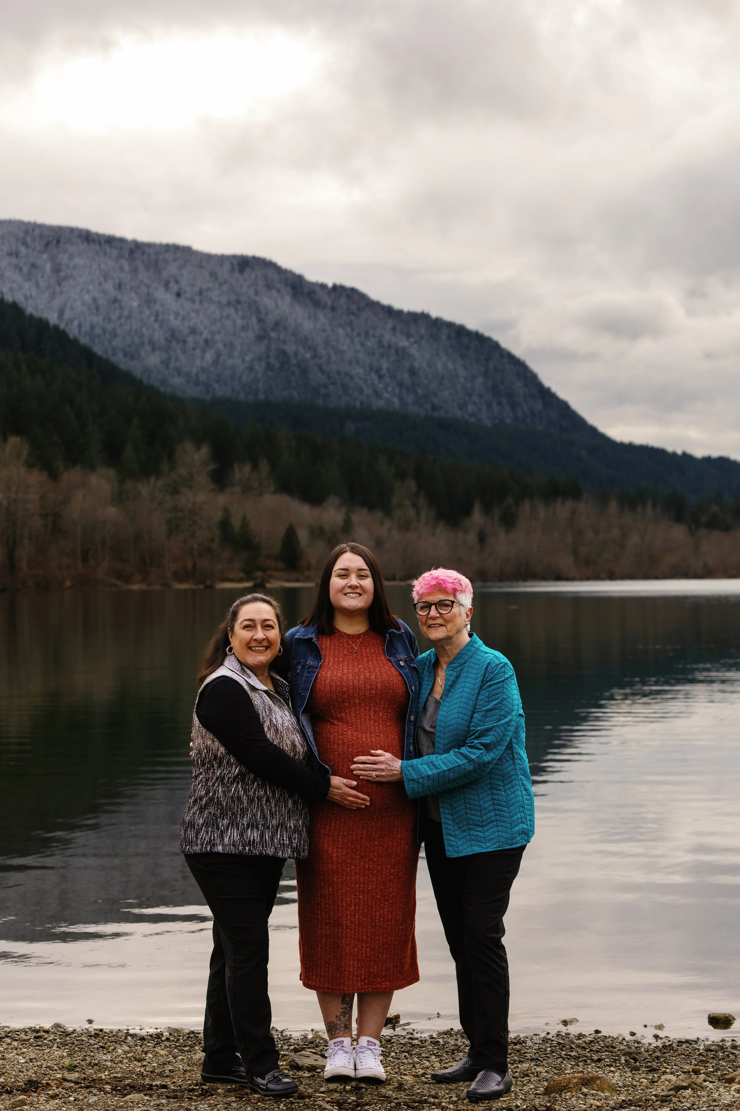 Laura-Brooks-Art-Outdoor-Family-Portraits-Seattle.jpg