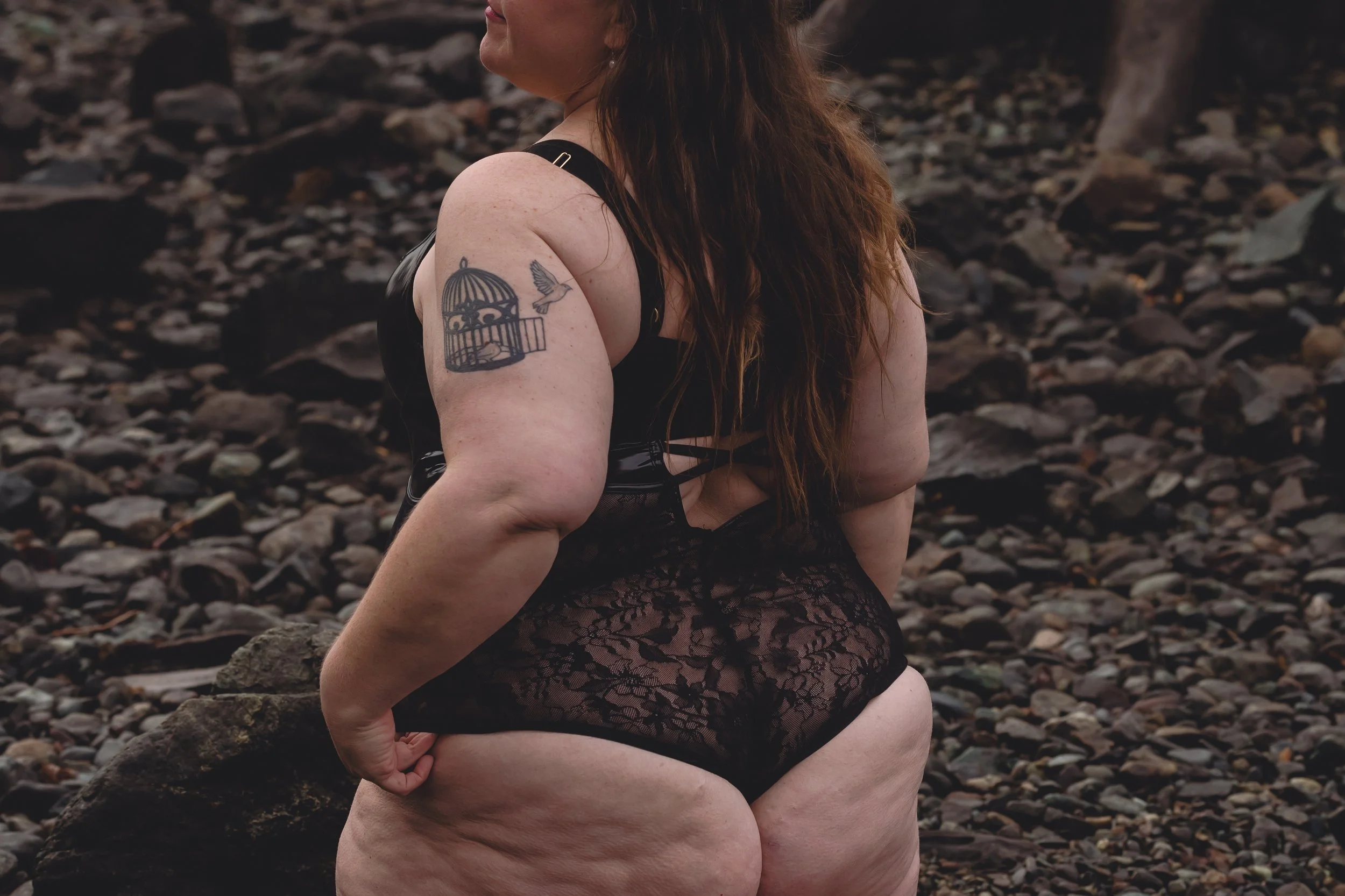 Laura-Brooks-Art-Outdoor-Boudoir-Photography-Seattle.jpg