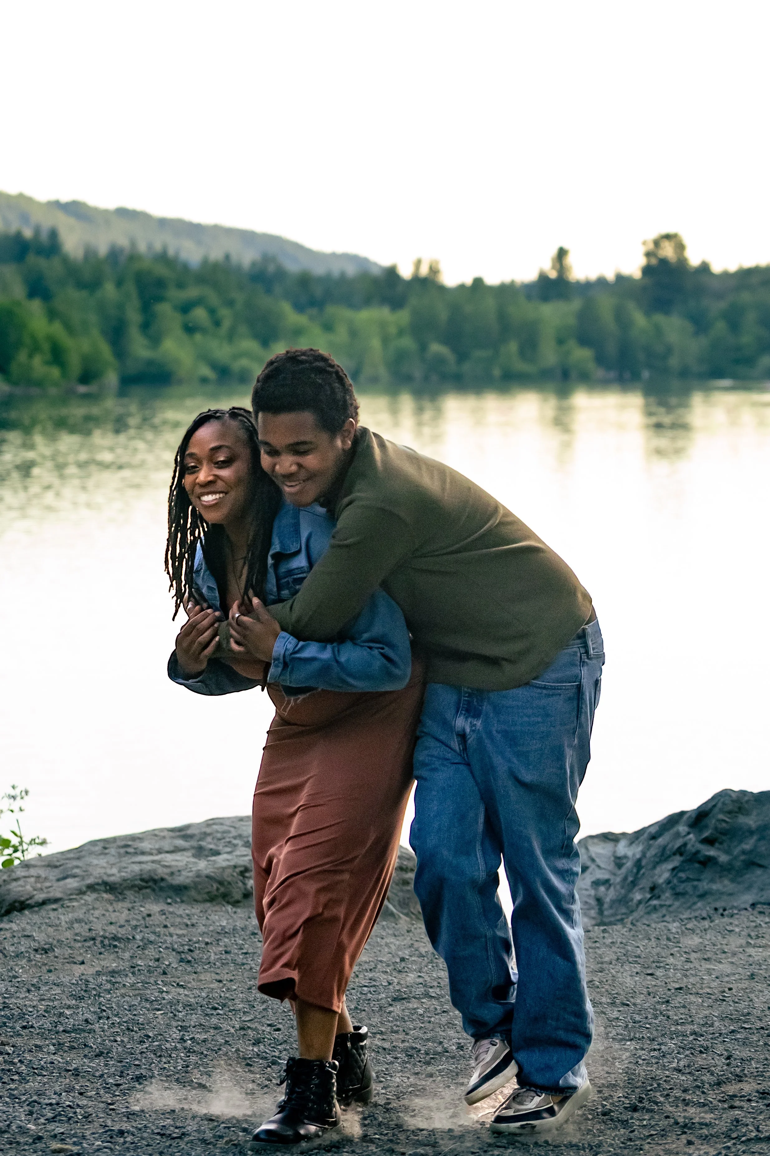 Laura-Brooks-Art-Outdoor-Family-Photography-Seattle.jpg