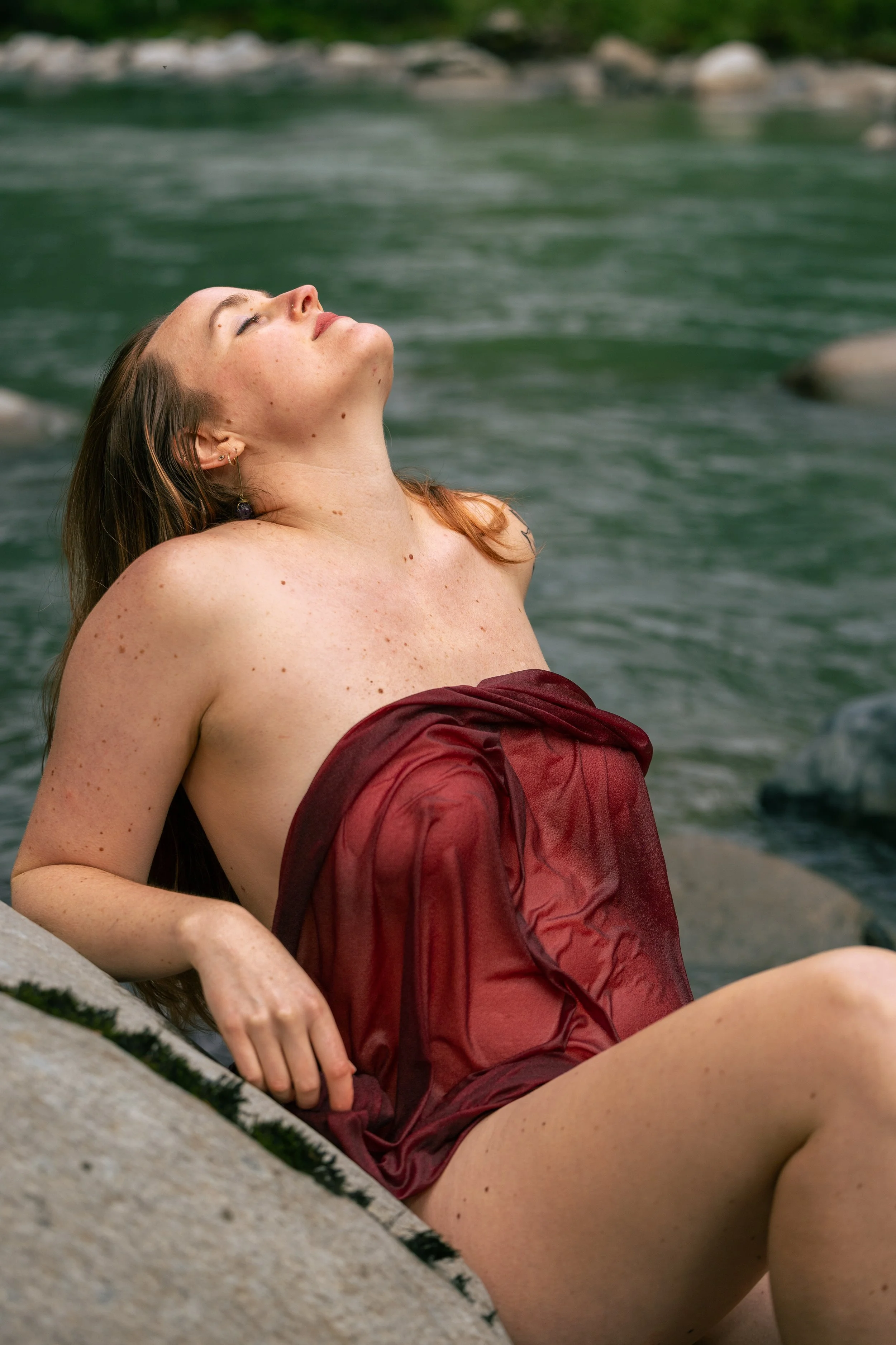 Laura-Brooks-Art-Water-Outdoor-Boudoir-Seattle.jpg