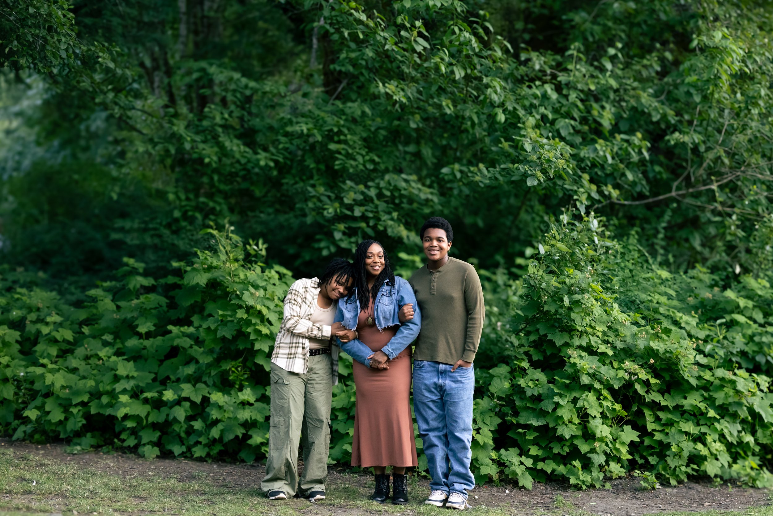 Laura-Brooks-Art-Outdoor-Family-Photography-Seattle.jpg