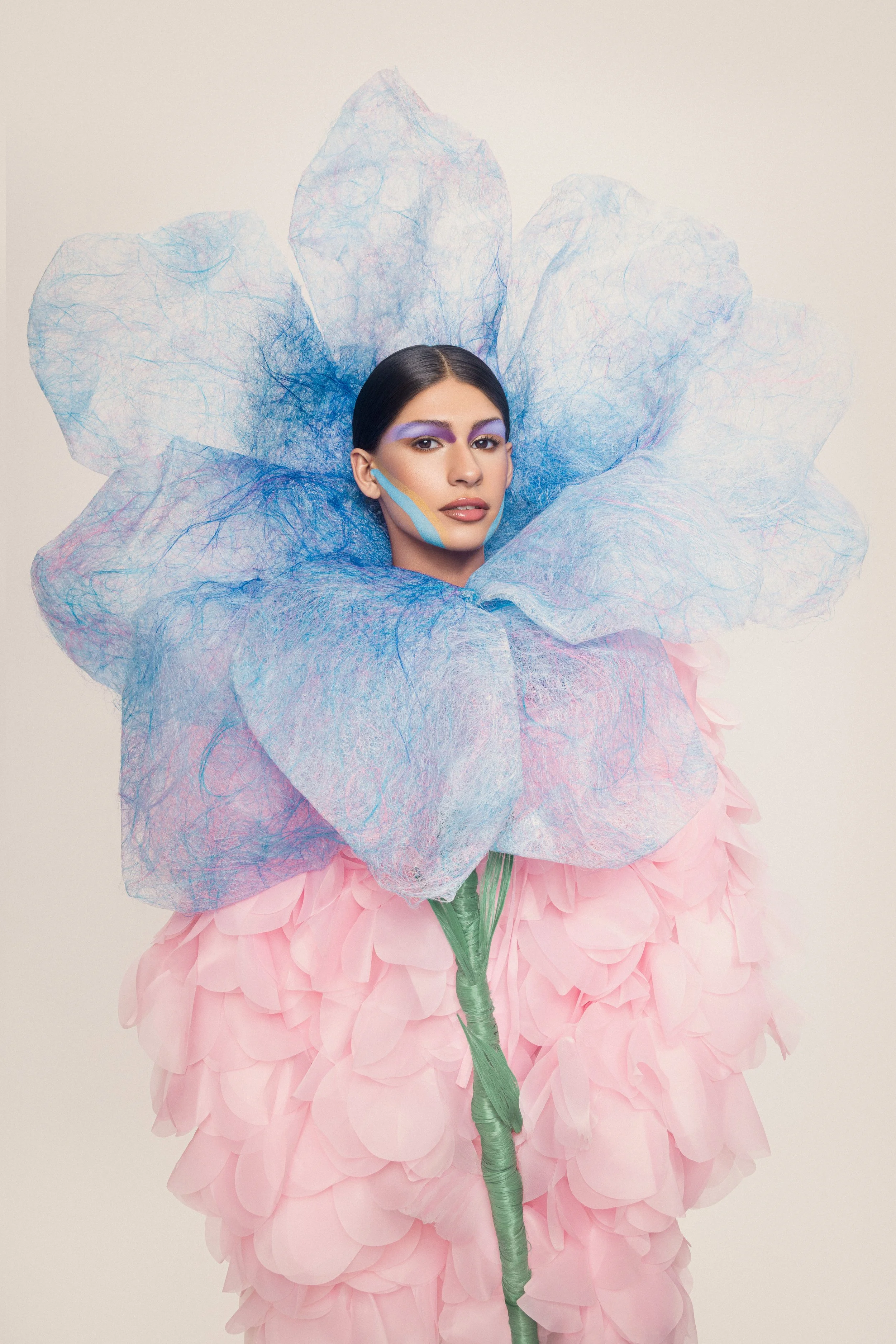 Photography Lyn Taylor
Makeup Bridget Pearson
Styling Kyra Seton