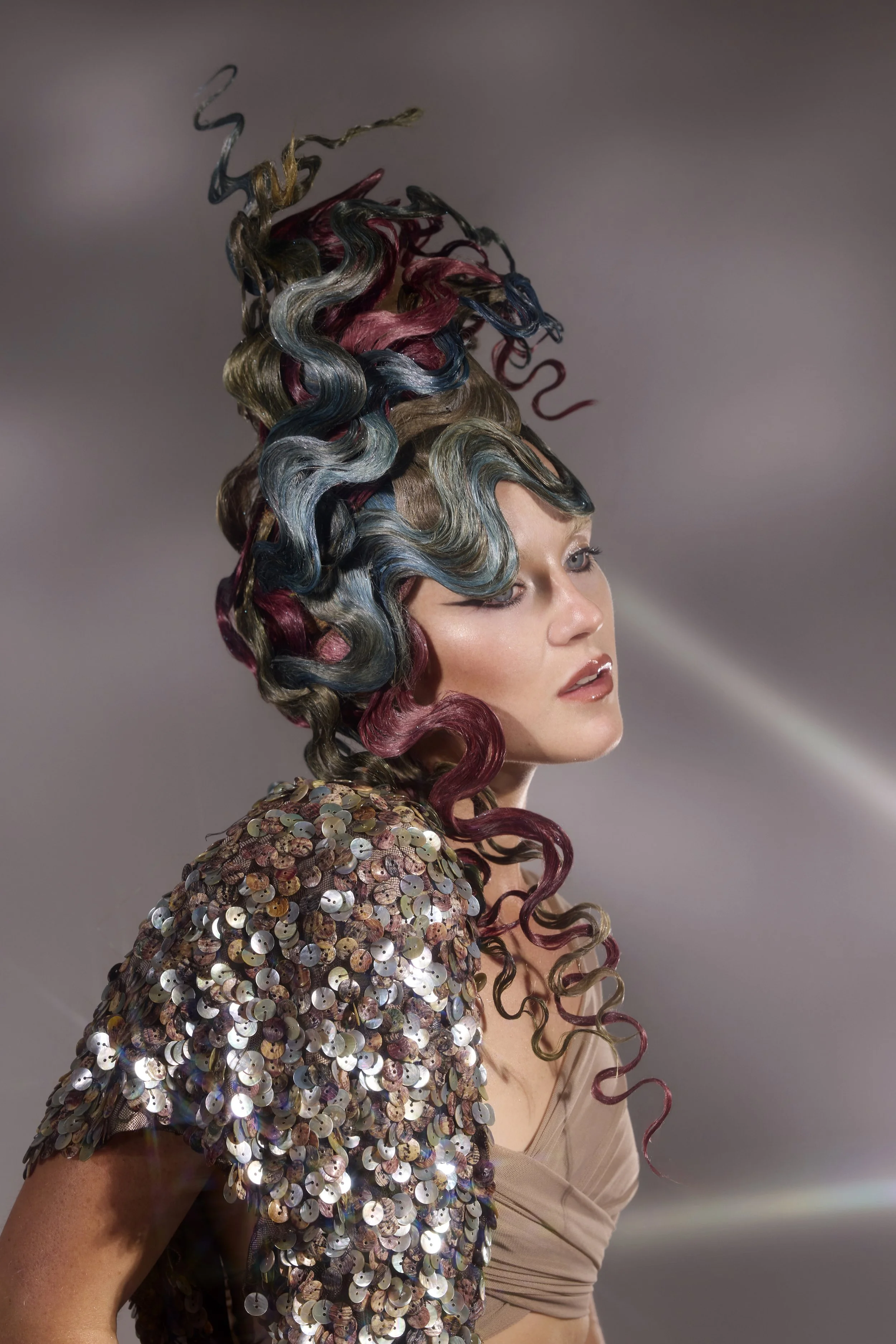 Photography Lyn Taylor
Makeup Bridget Pearson
Styling Alicia Feebrey