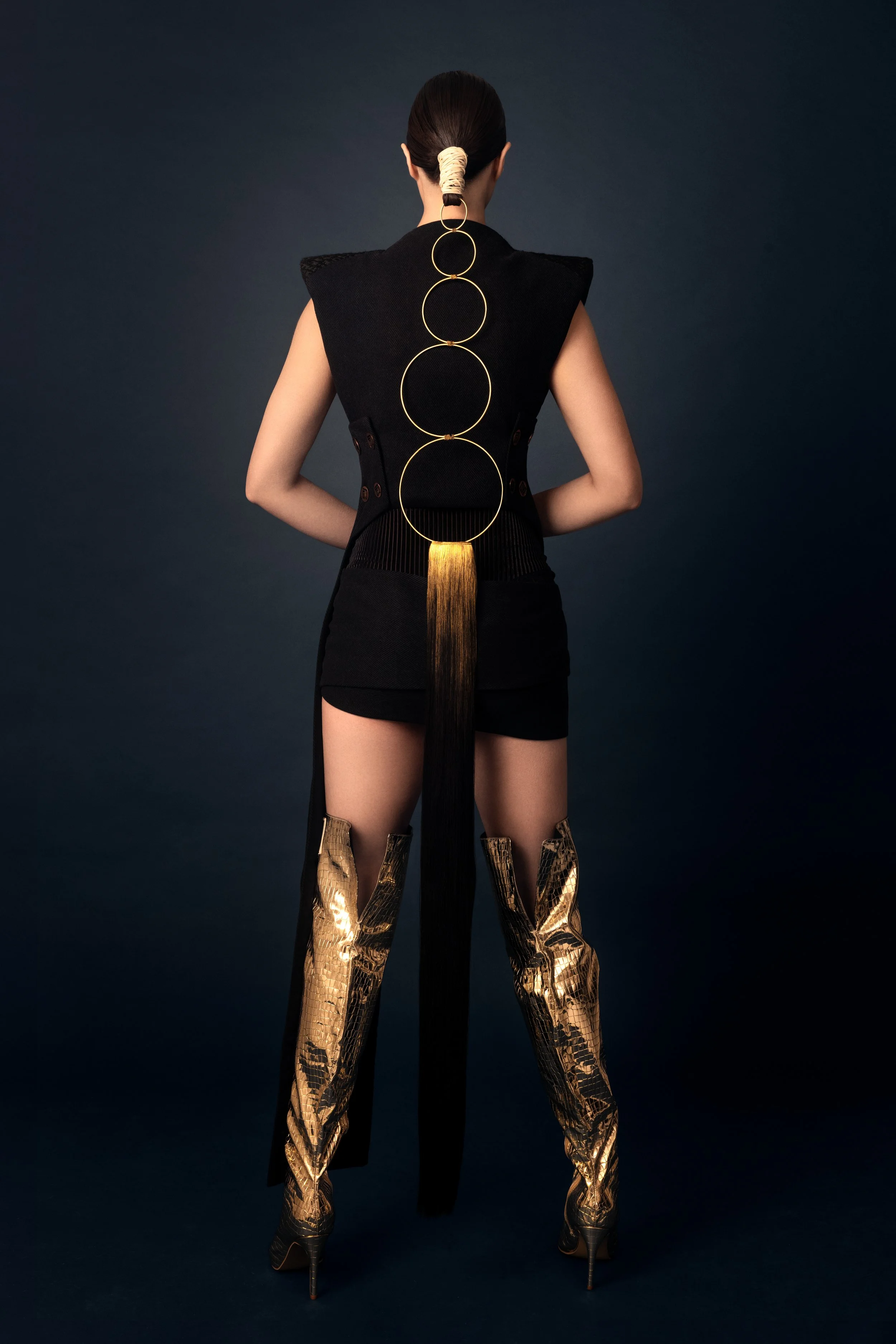 20260407_Aimee_Golden2725-AdRetouchStudio.jpg