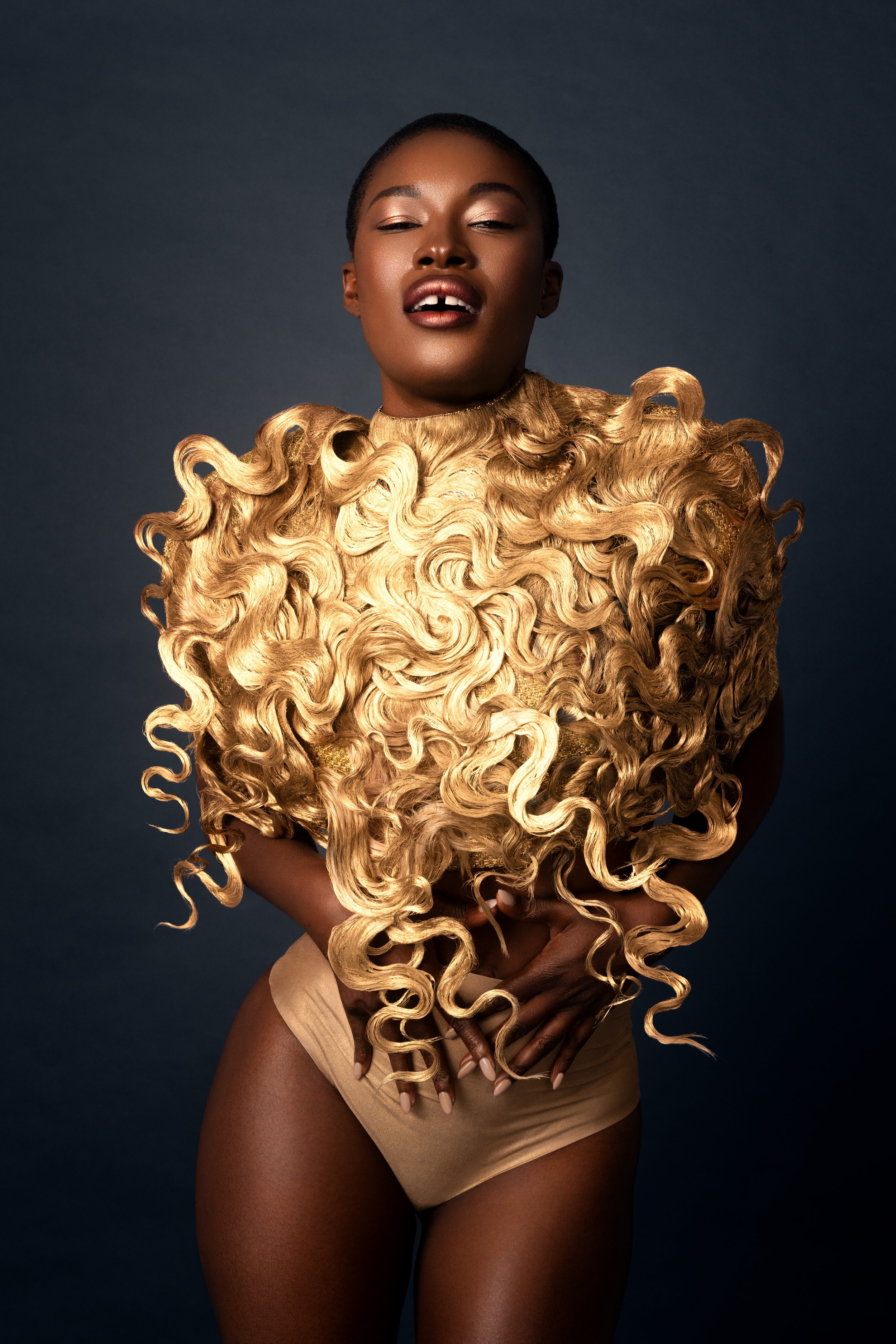 20260407_Aimee_Golden2453-AdRetouchStudio.jpg