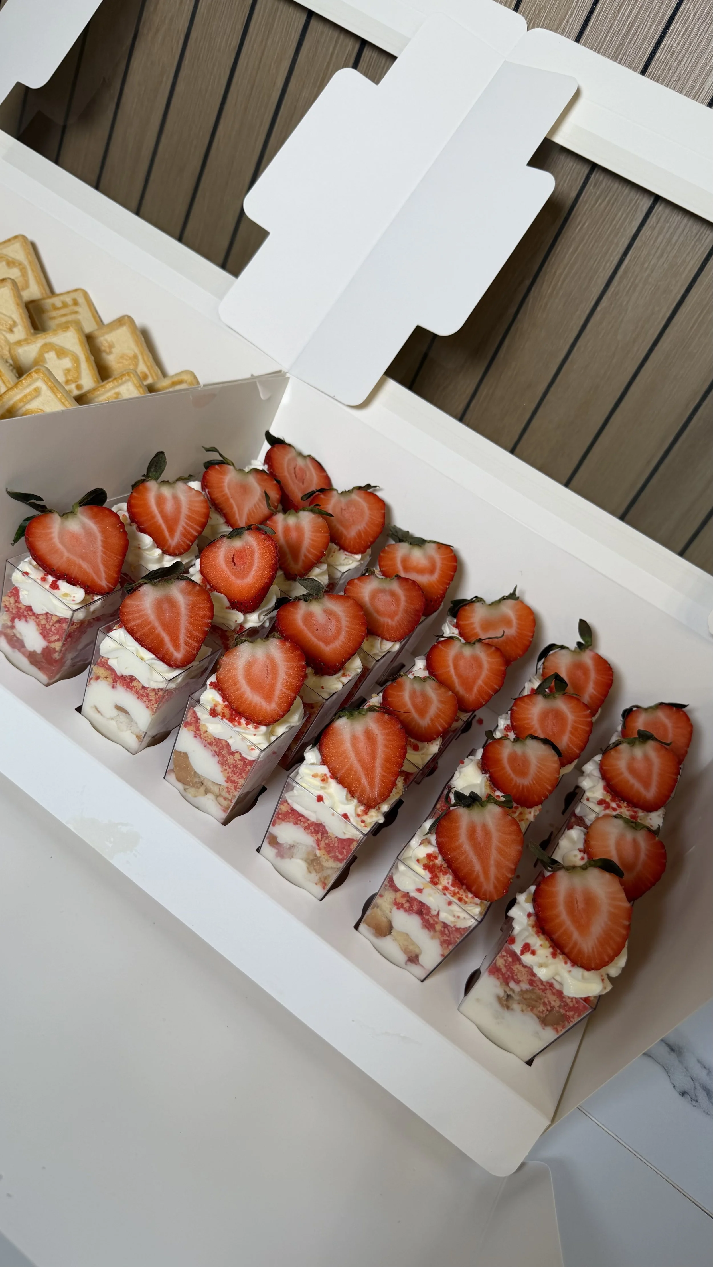 Strawberry Parfait Cups