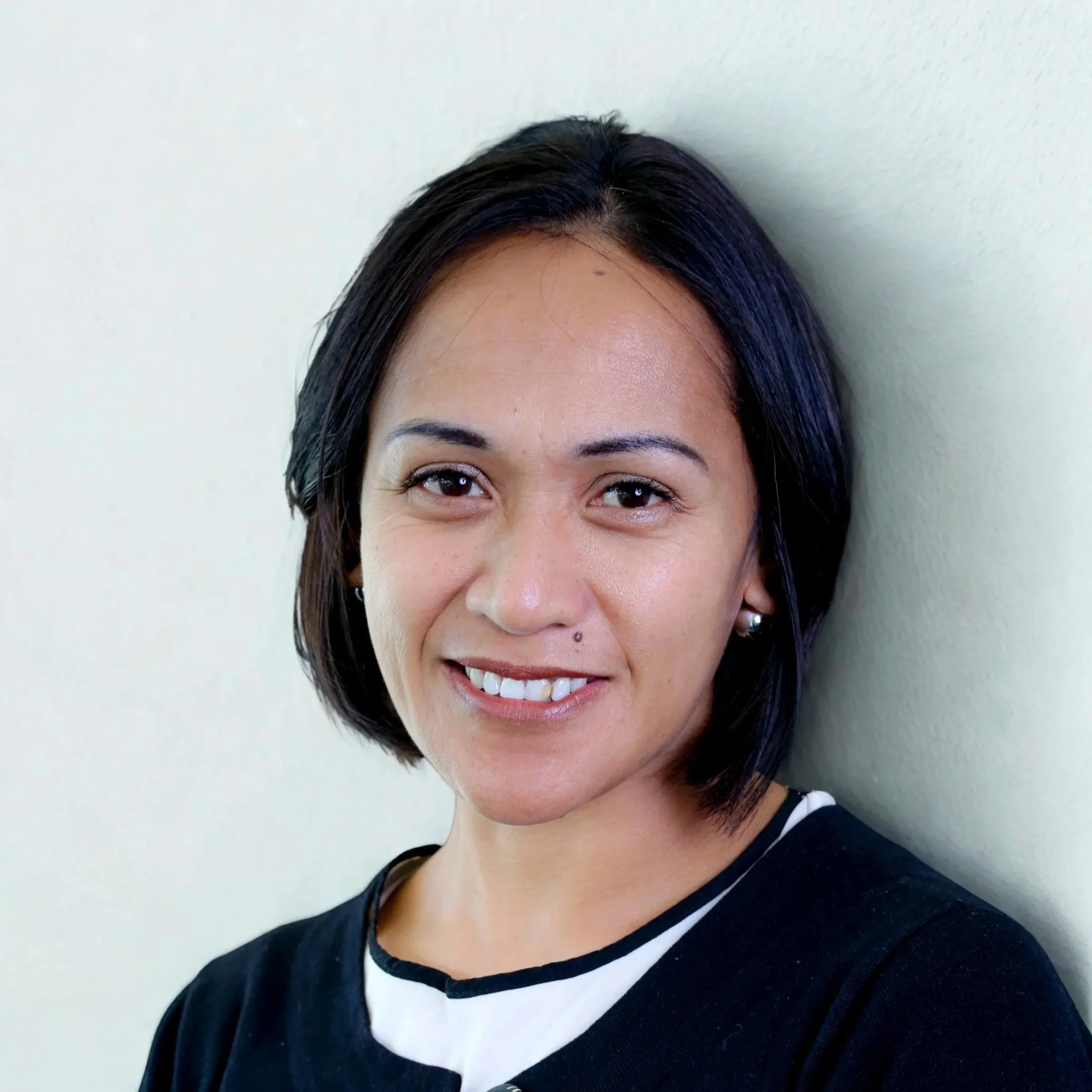 Neta Tomokino - Executive Assistant
