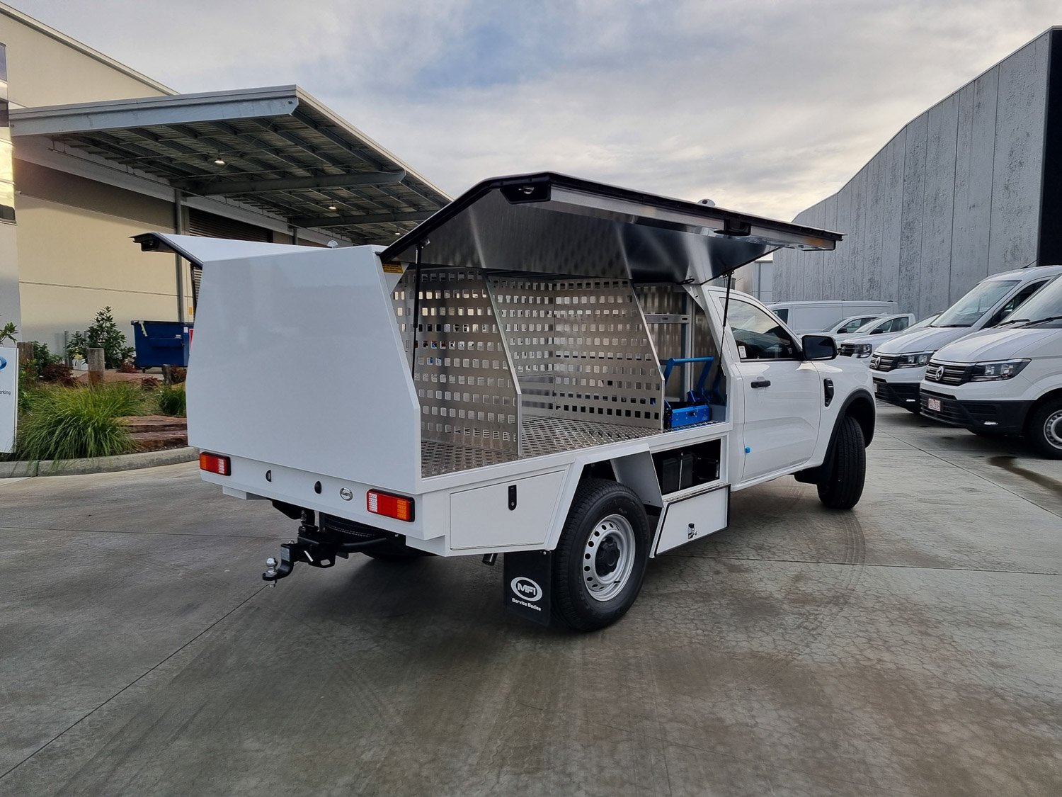 MFI Custom Service Body
