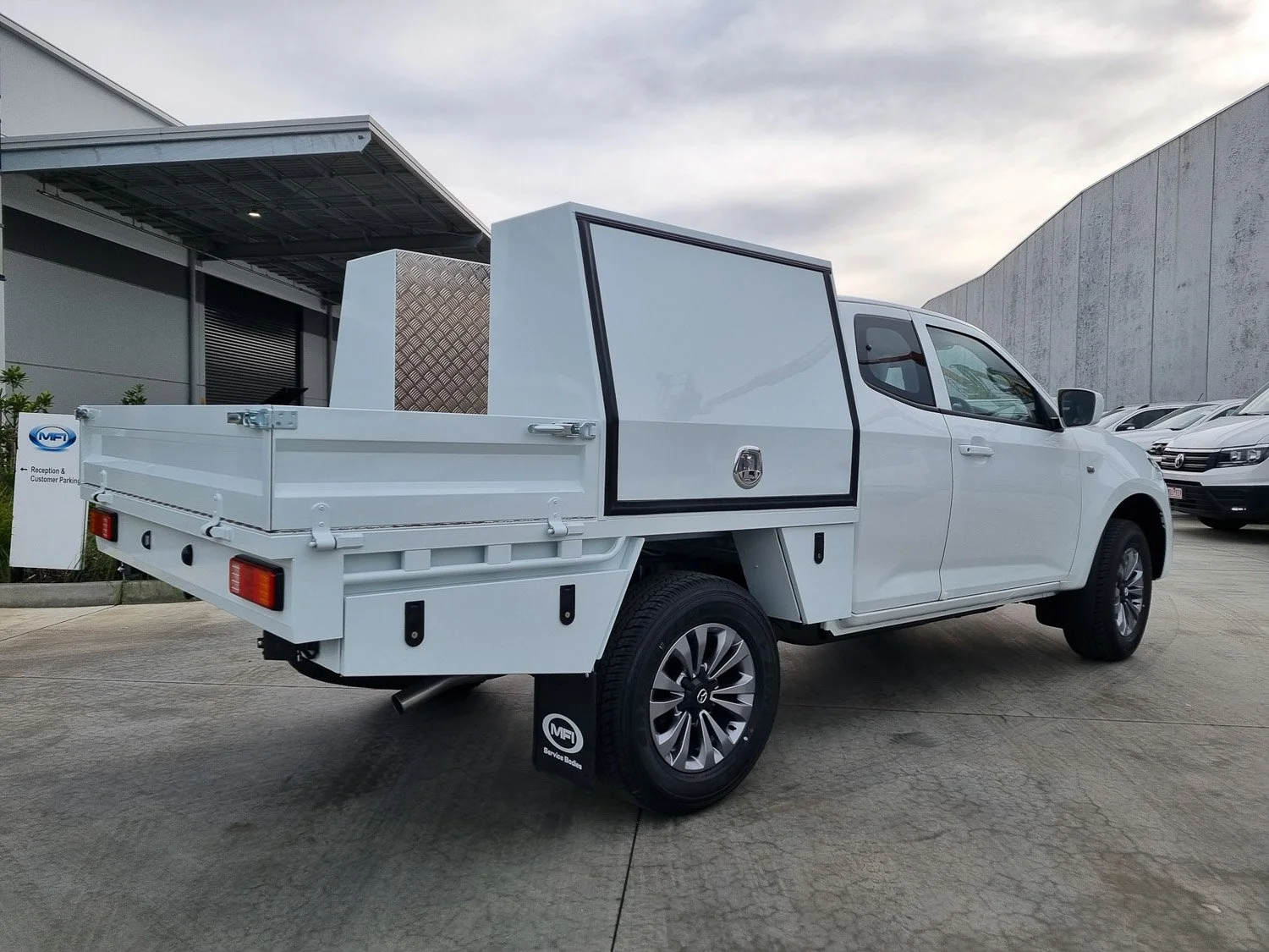 What are the Benefits Of A Service Body?