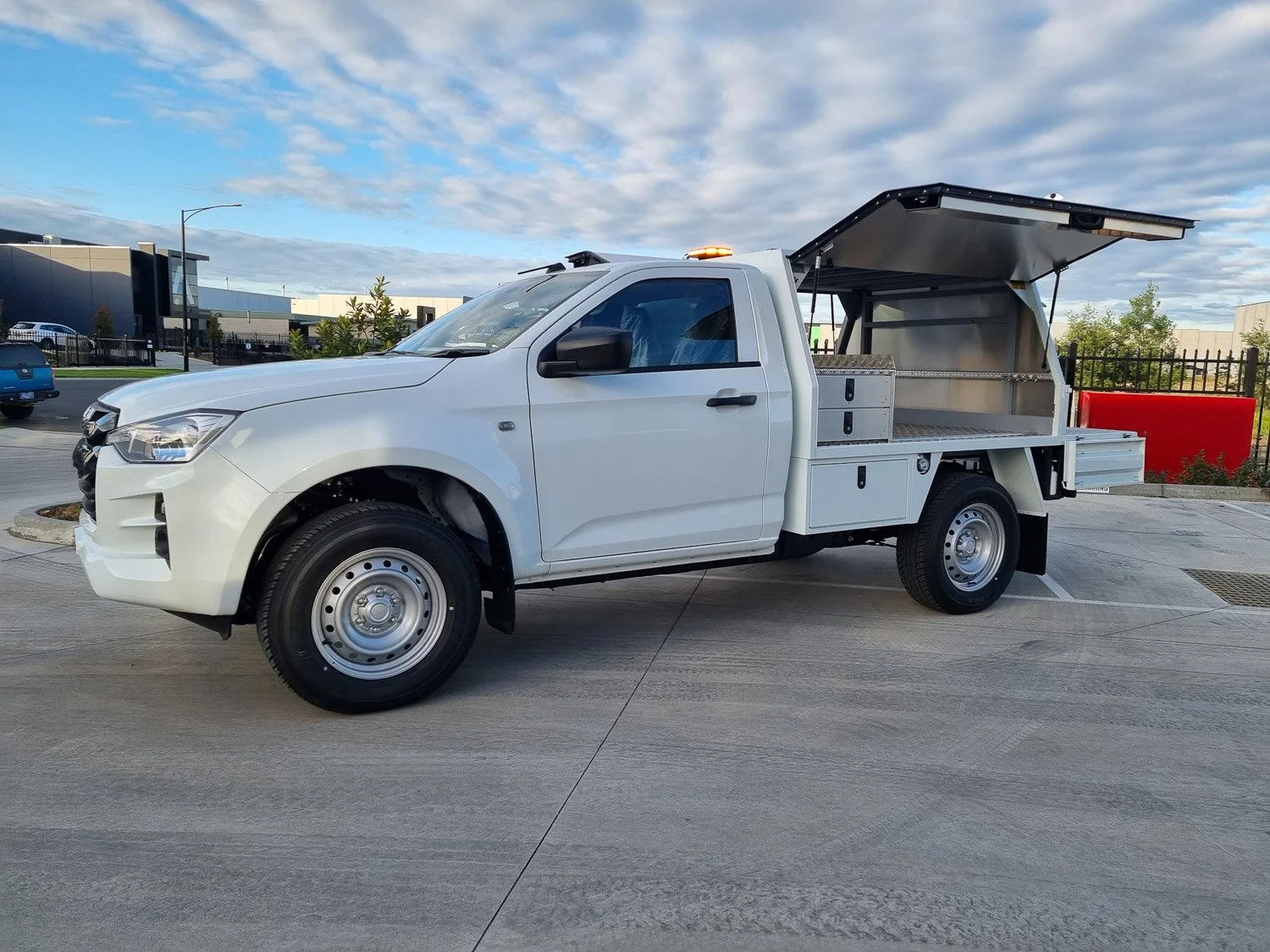 Know your options when choosing a custom service body
