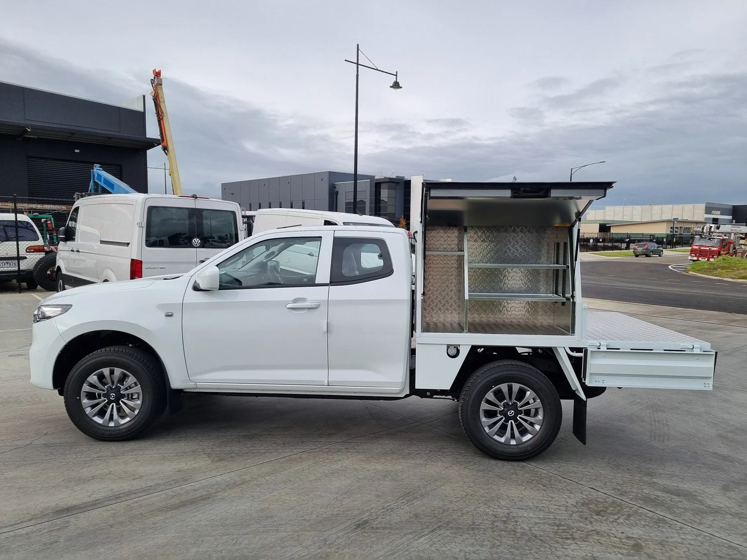 Canopy Tray Combo Service Body