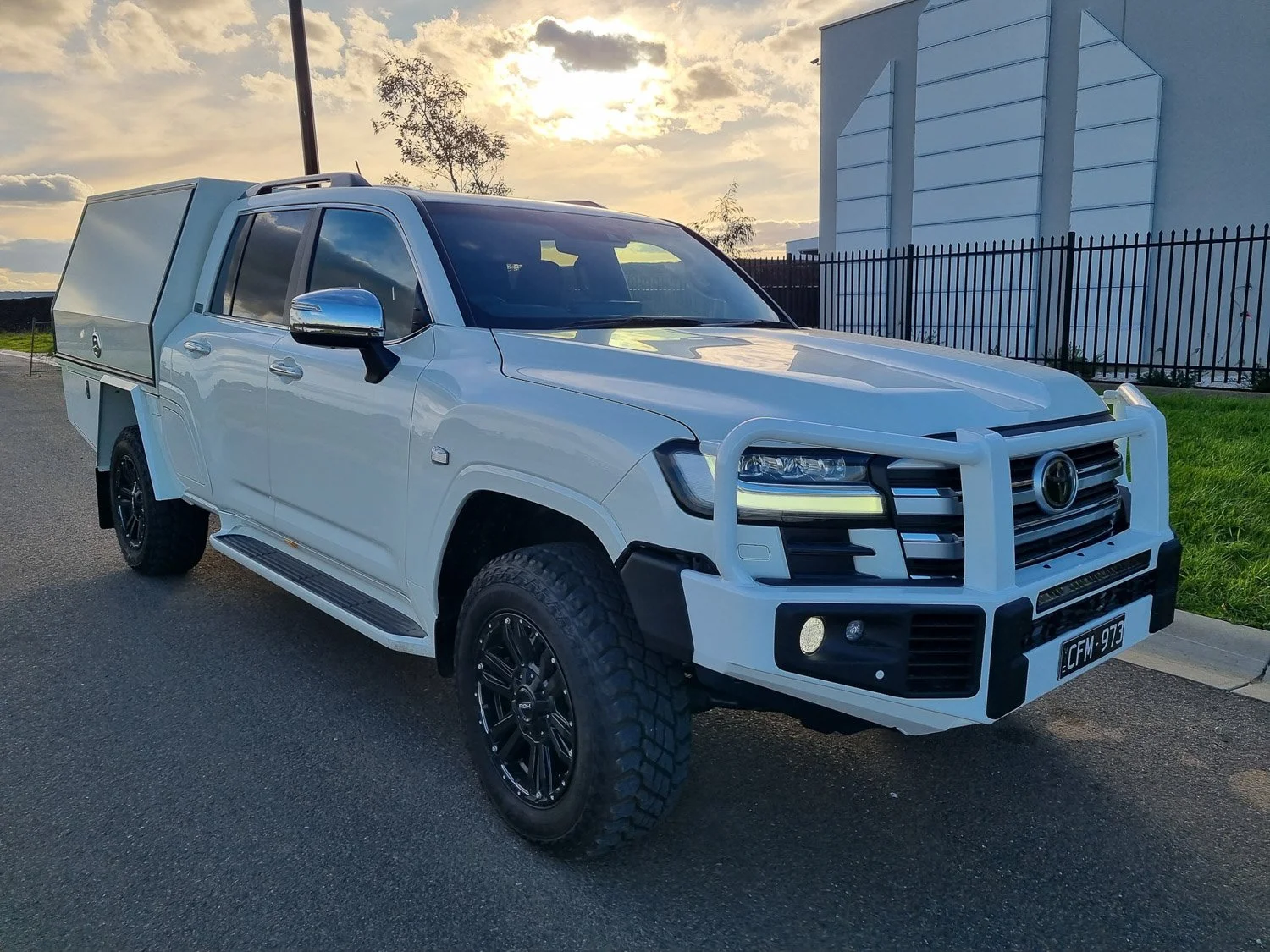 Is Aluminium The Best Finish For A Work Vehicle Service Body?