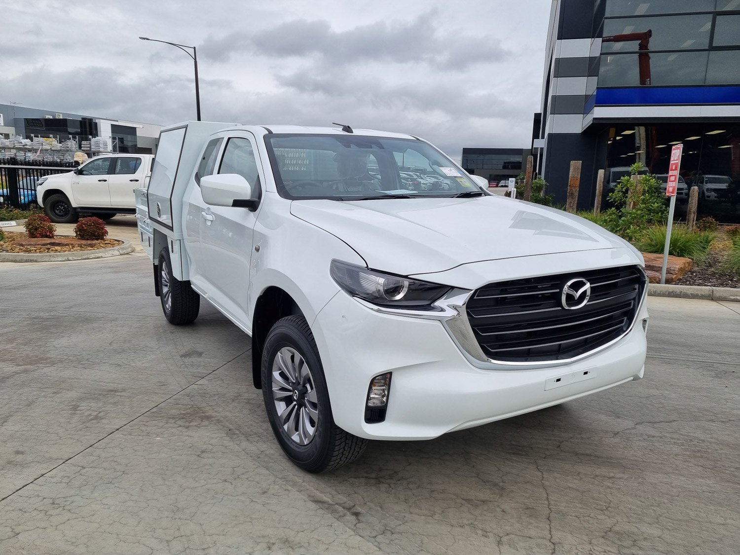 What Is The Best Service Body Design For A Carpenter?