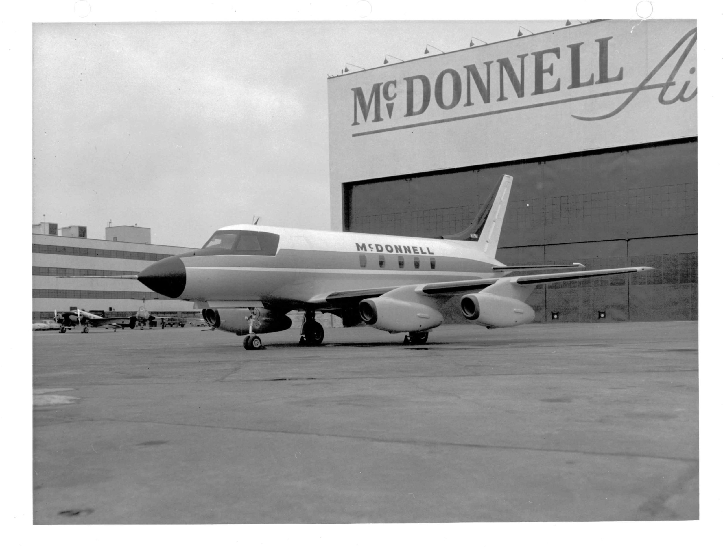 McDonnell 220 17.jpg