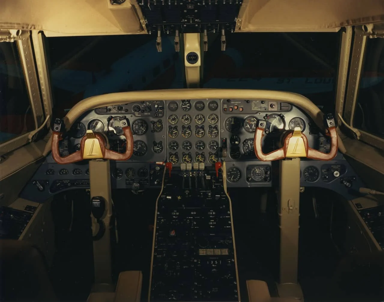 D4_C_3981_Model_220_cockpit.jpg