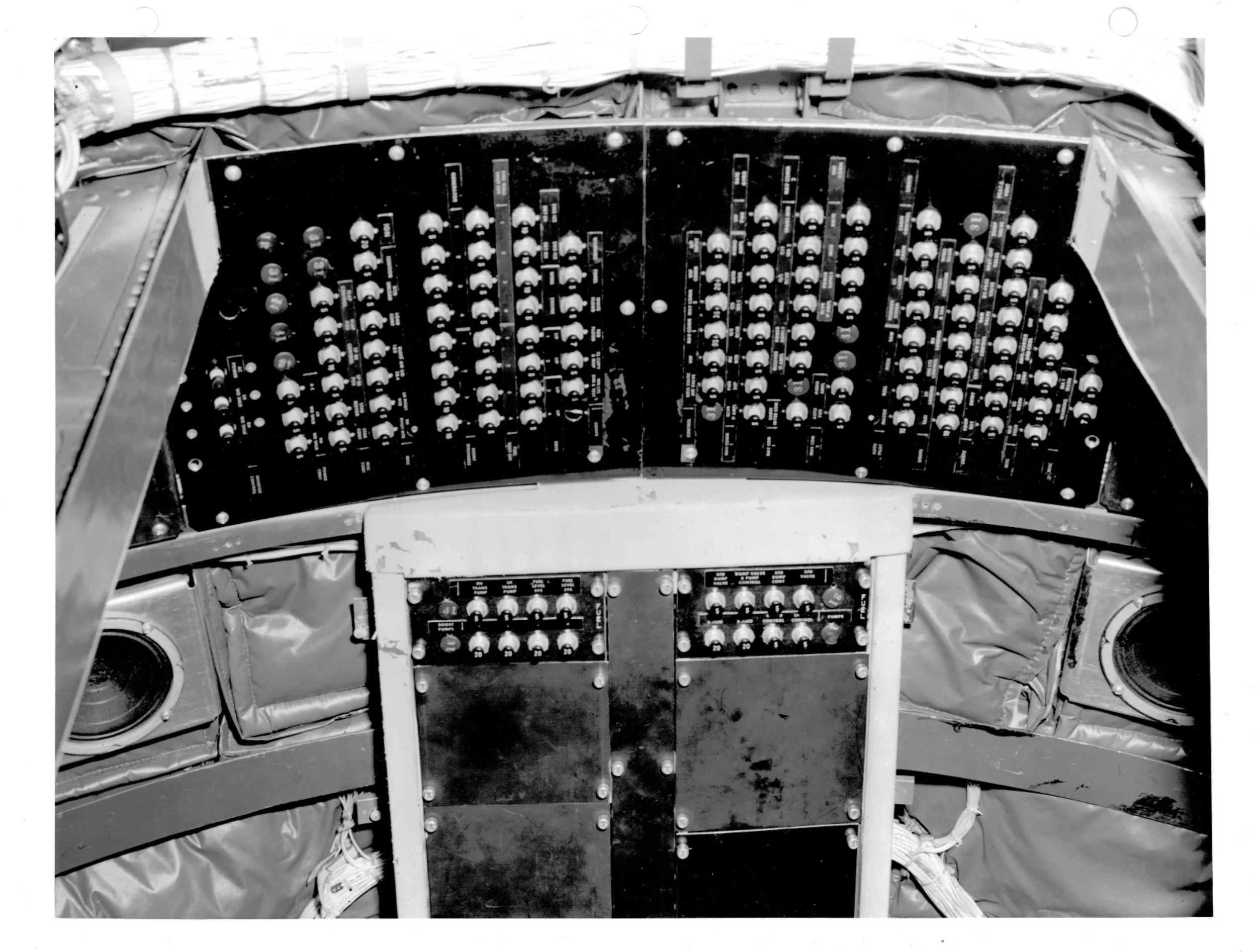 McDonnell 220 61.jpg