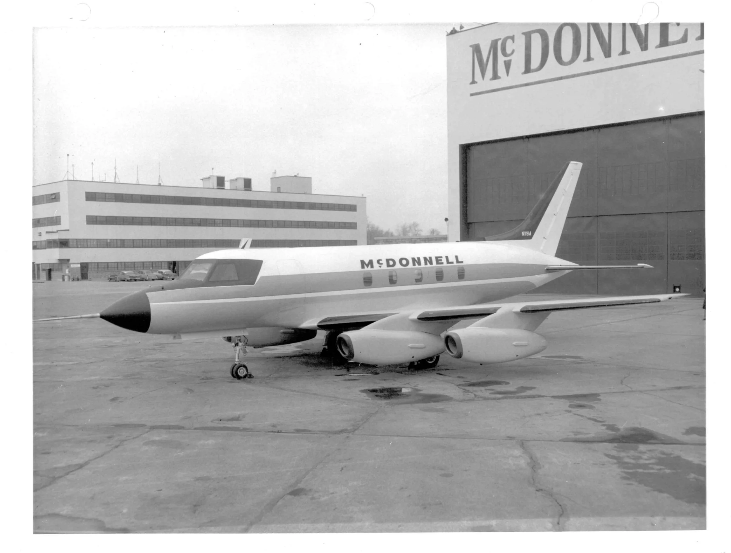 McDonnell 220 23.jpg