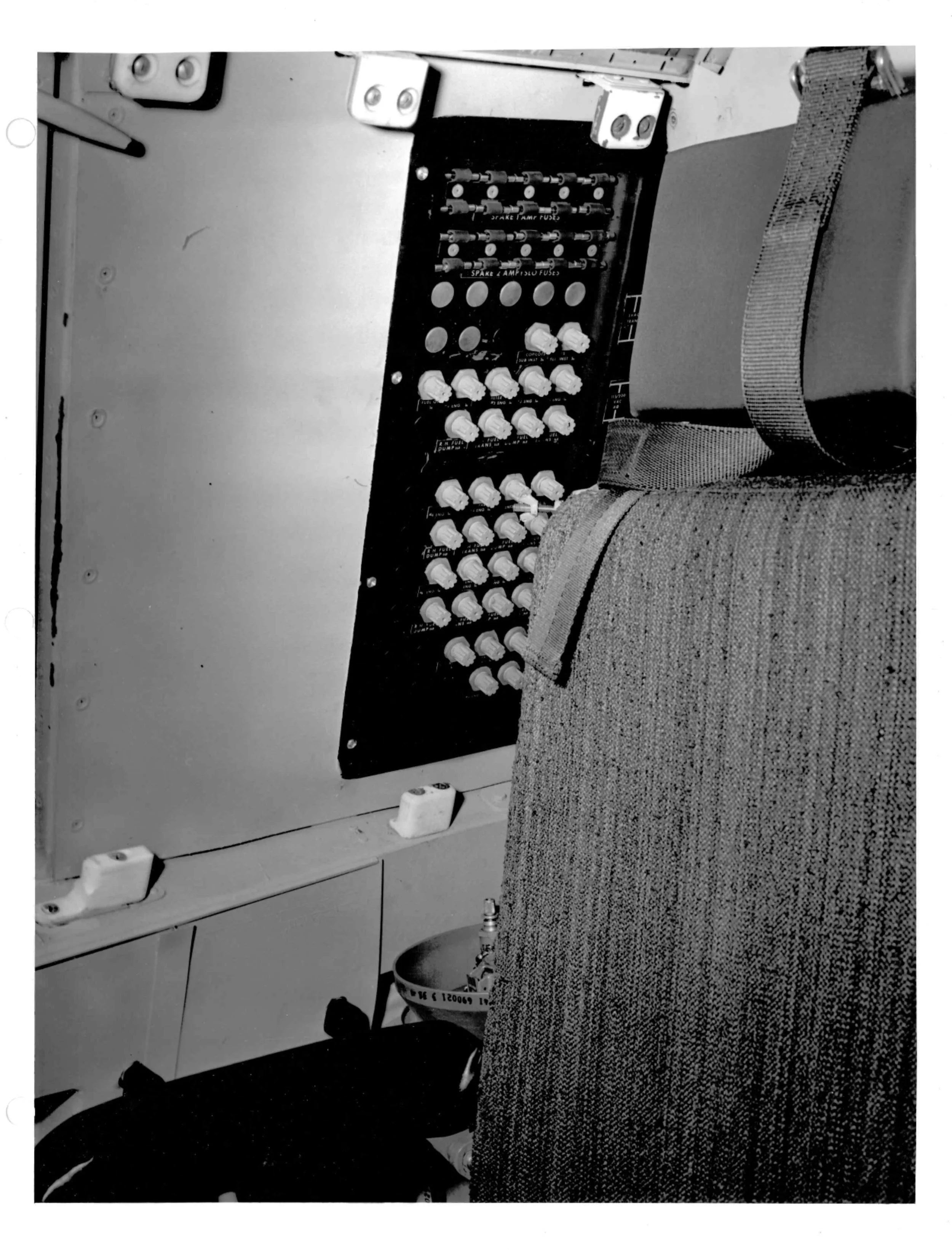McDonnell 220 59.jpg