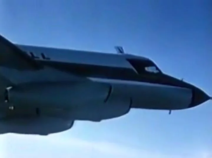 Mc_Air_119_22015.jpg