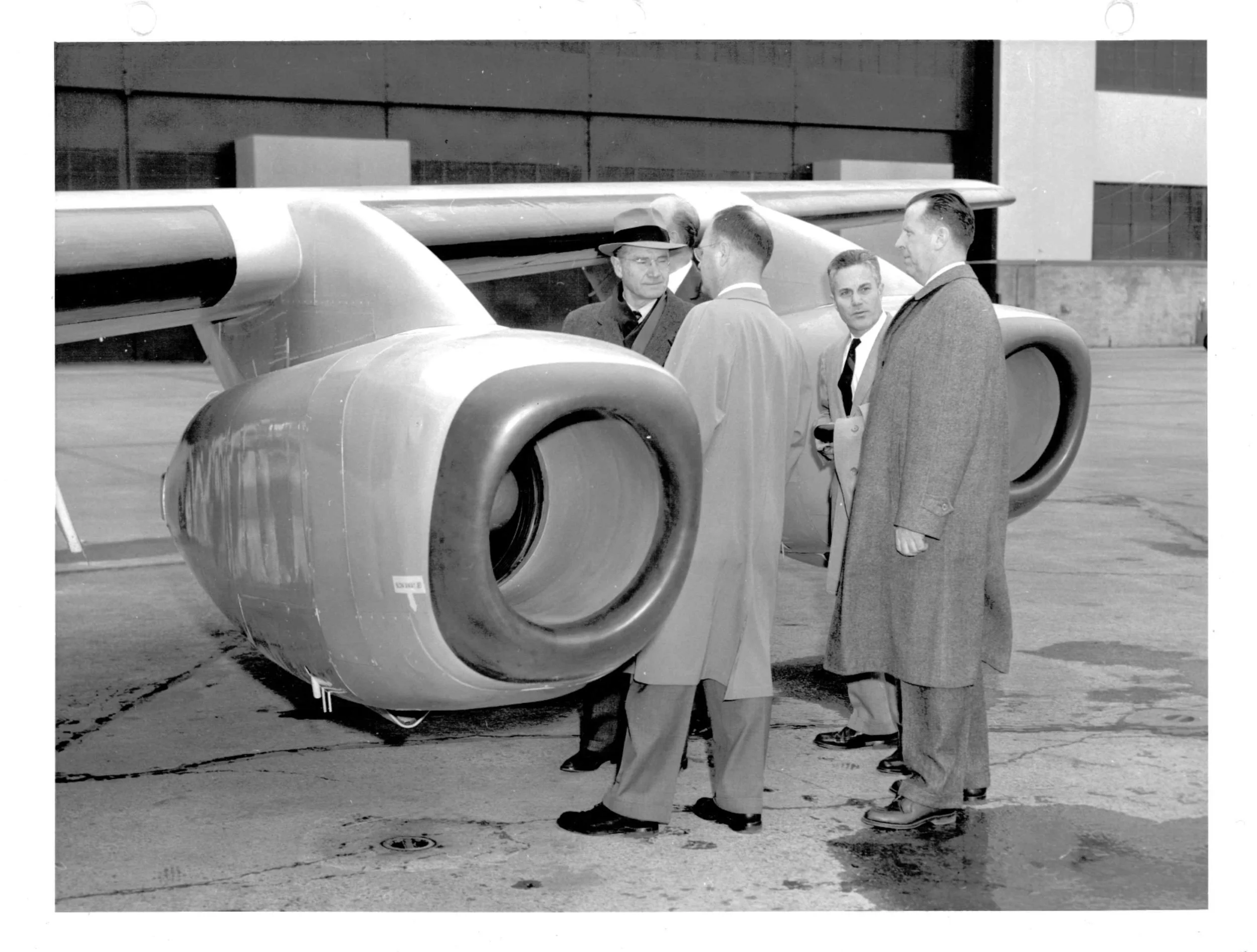 McDonnell 220 25.jpg