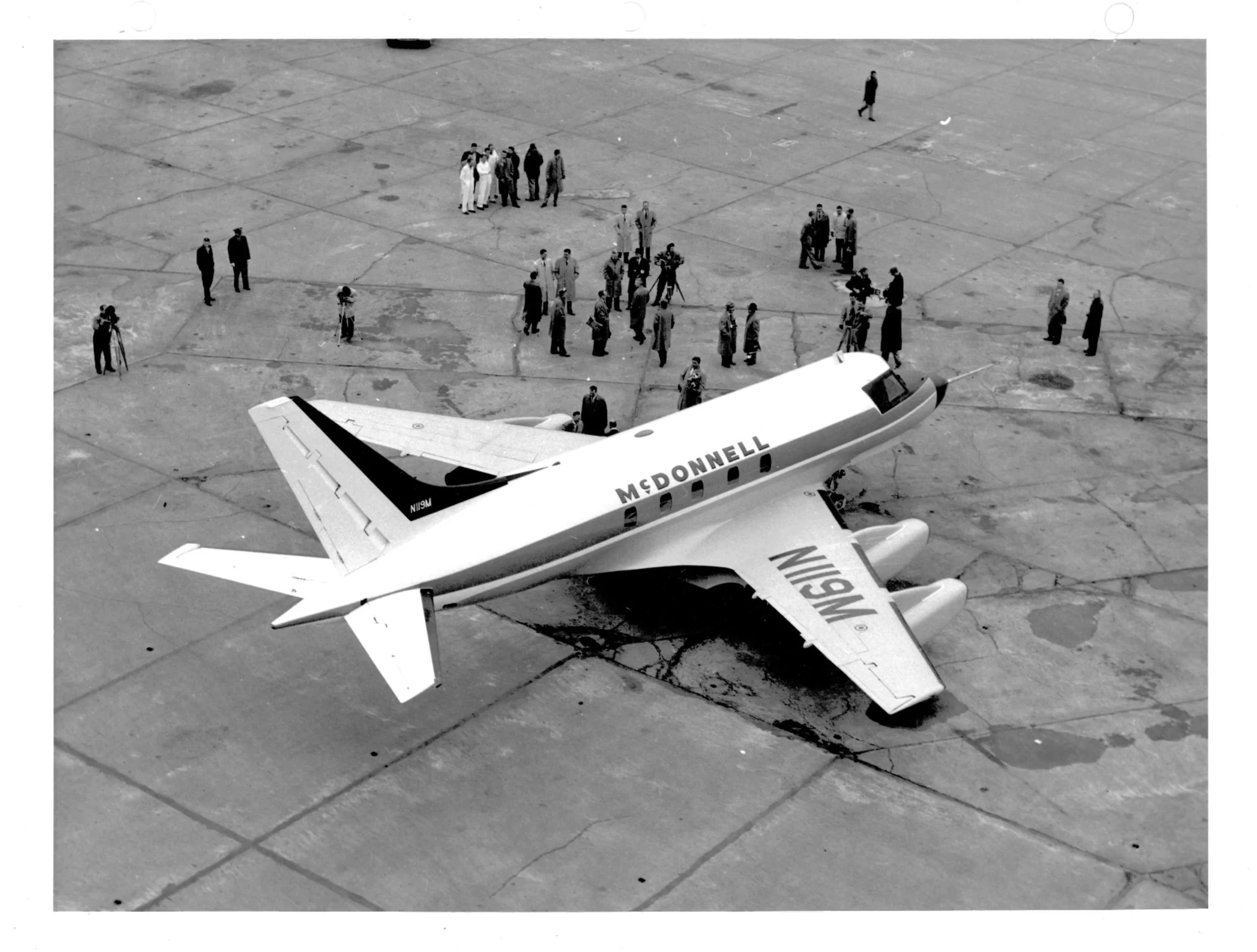McDonnell 220 20.jpg