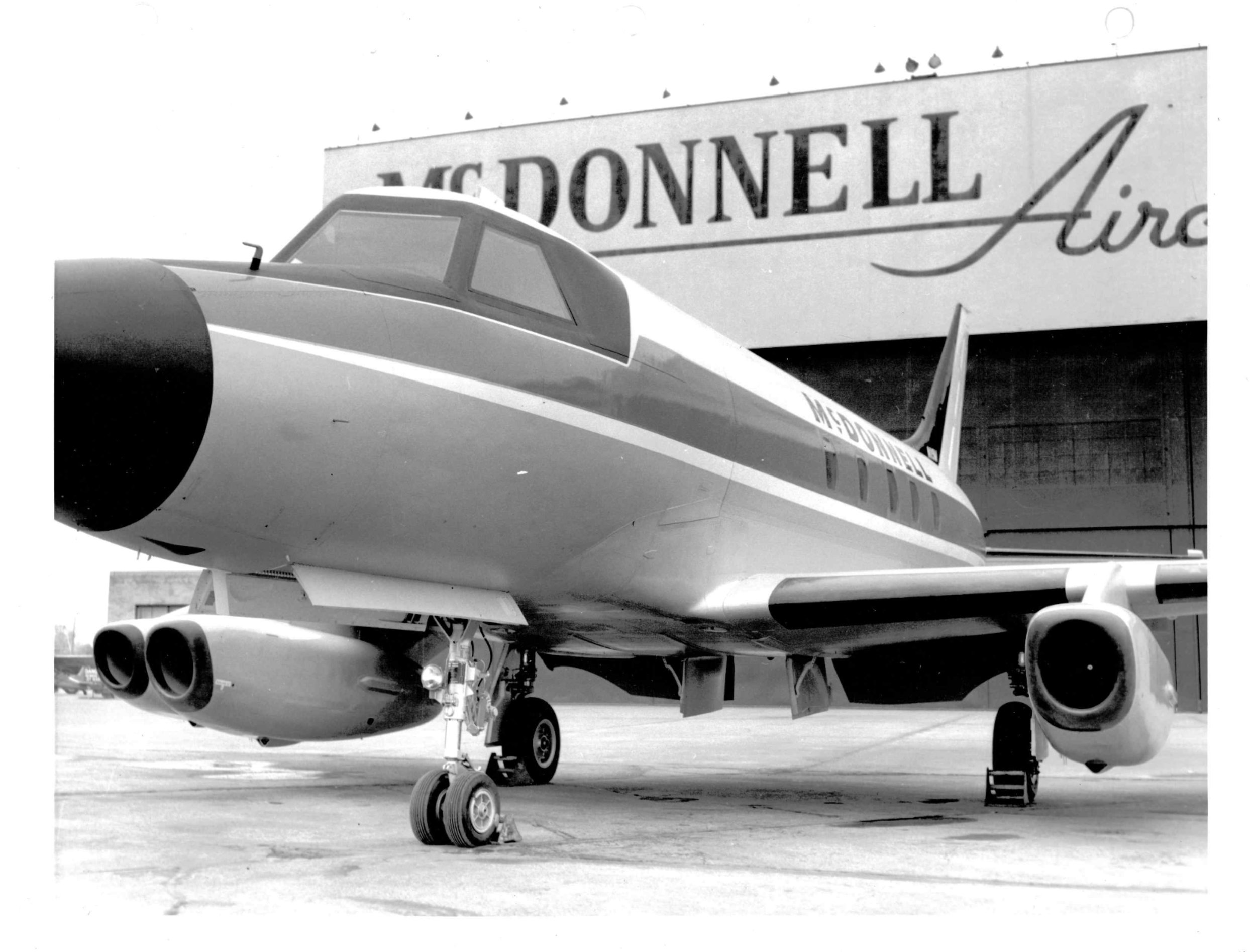 McDonnell 220 26.jpg