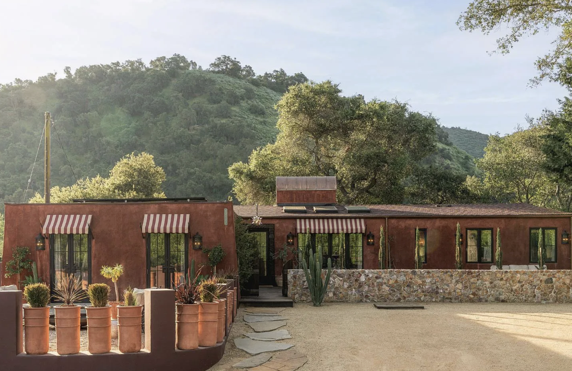 What $2.9M Buys in Ojai's East End: A Recent Oak Knoll Compound Sale