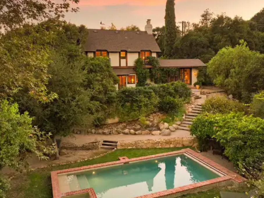 Homes in the Arbolada: Ojai's oak-canopied enclave
