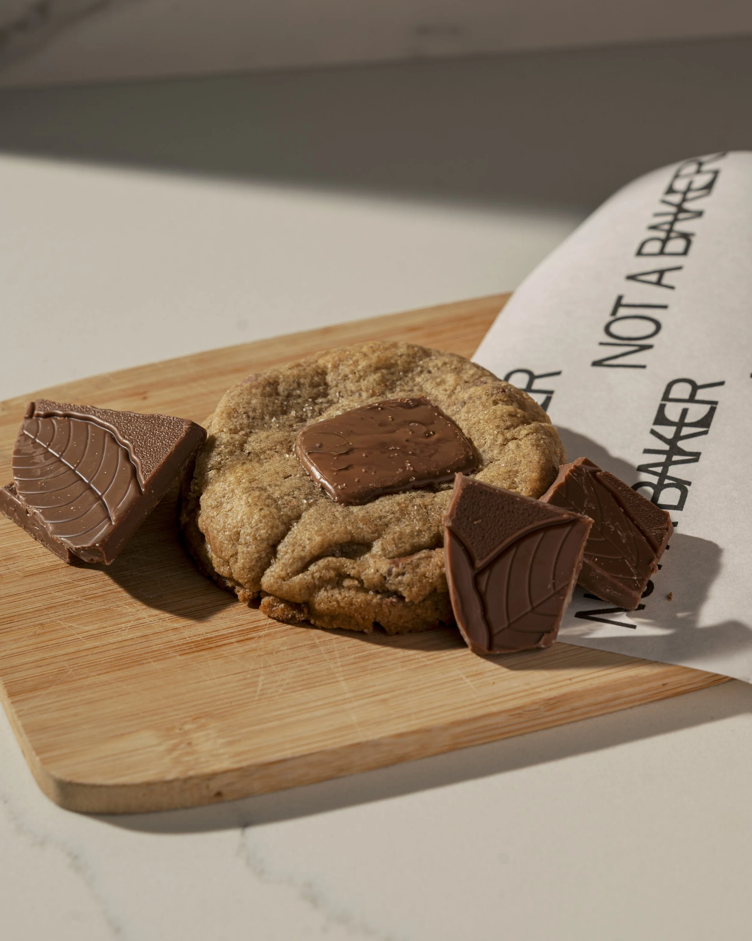 chocolate chip cookie