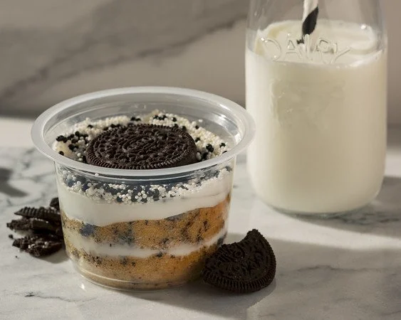 Oreo dot cake