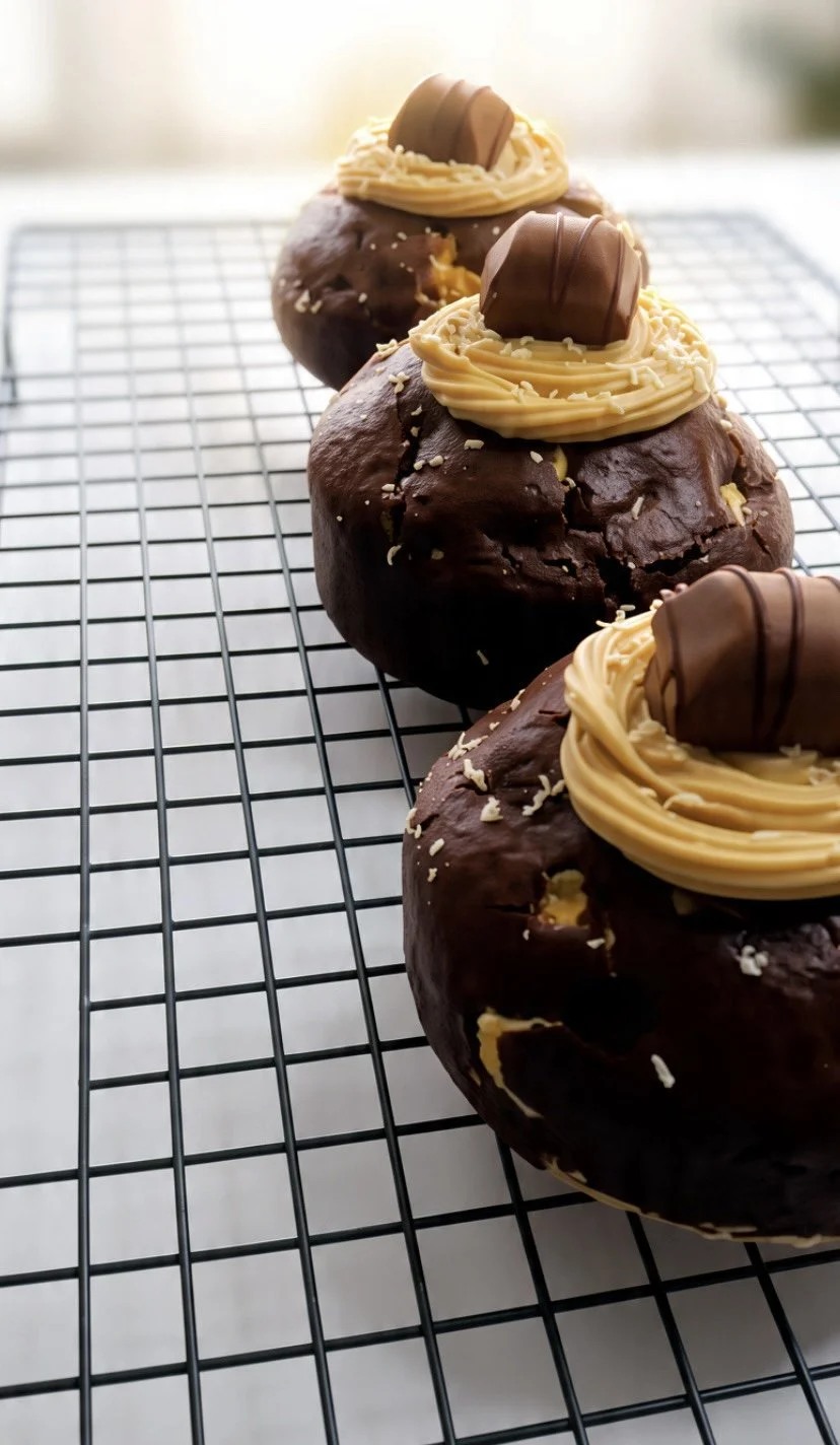 Double Chocolate Bueno Filled Cookie