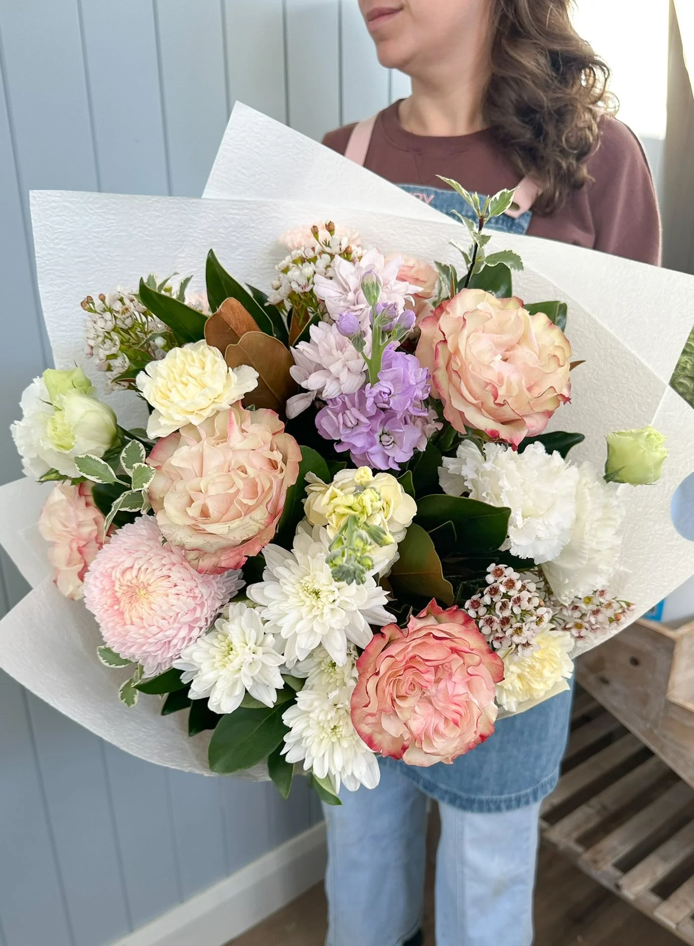reverie-blooms-pastel-bouquet-blush-roses-lisianthus.jpg