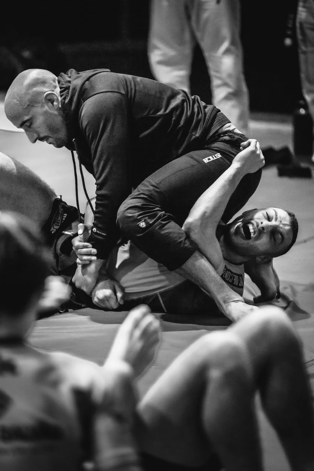 Nicolas Renier in demonstration during a luta livre classes tour