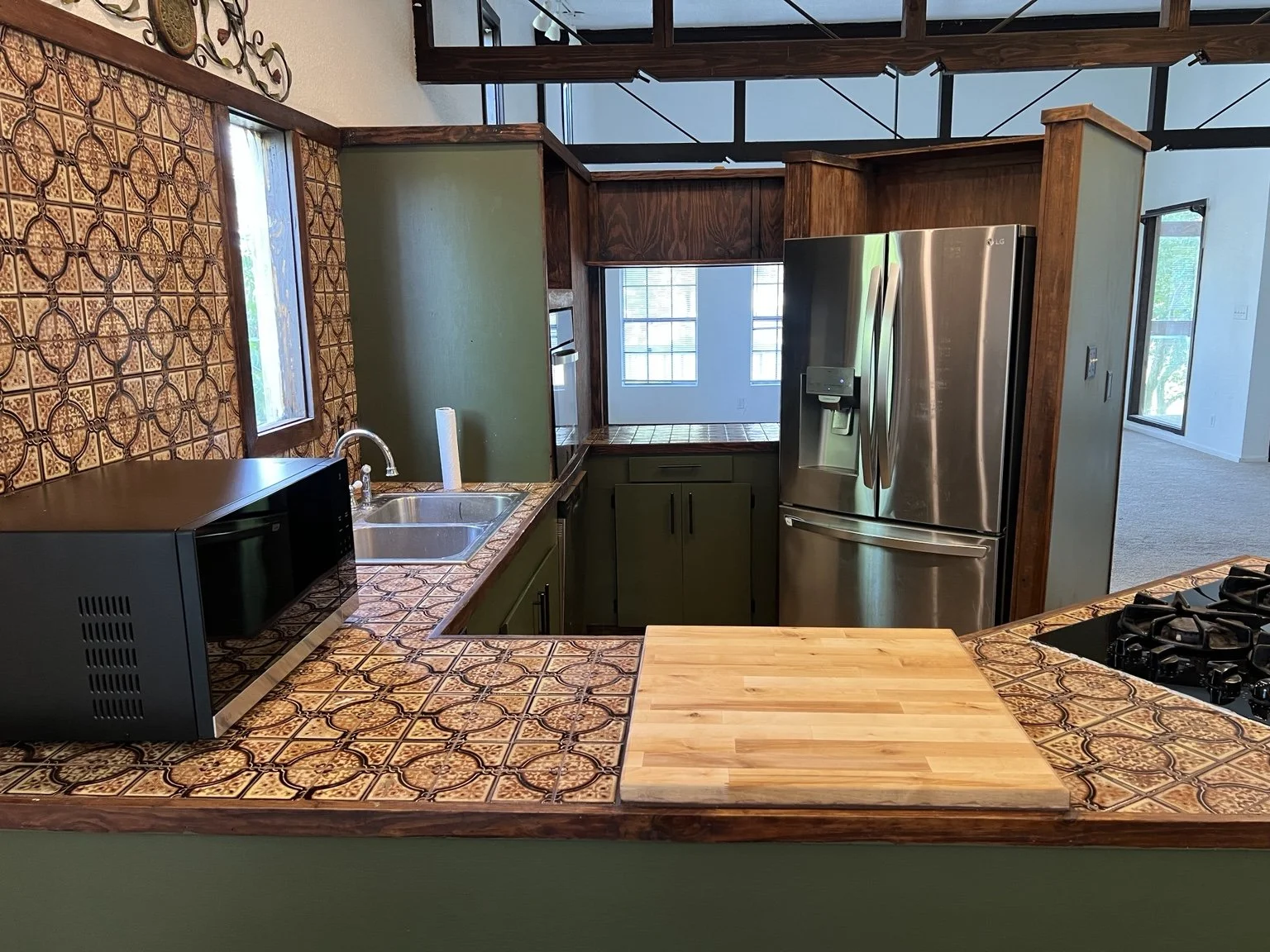 kitchen 2.jpeg