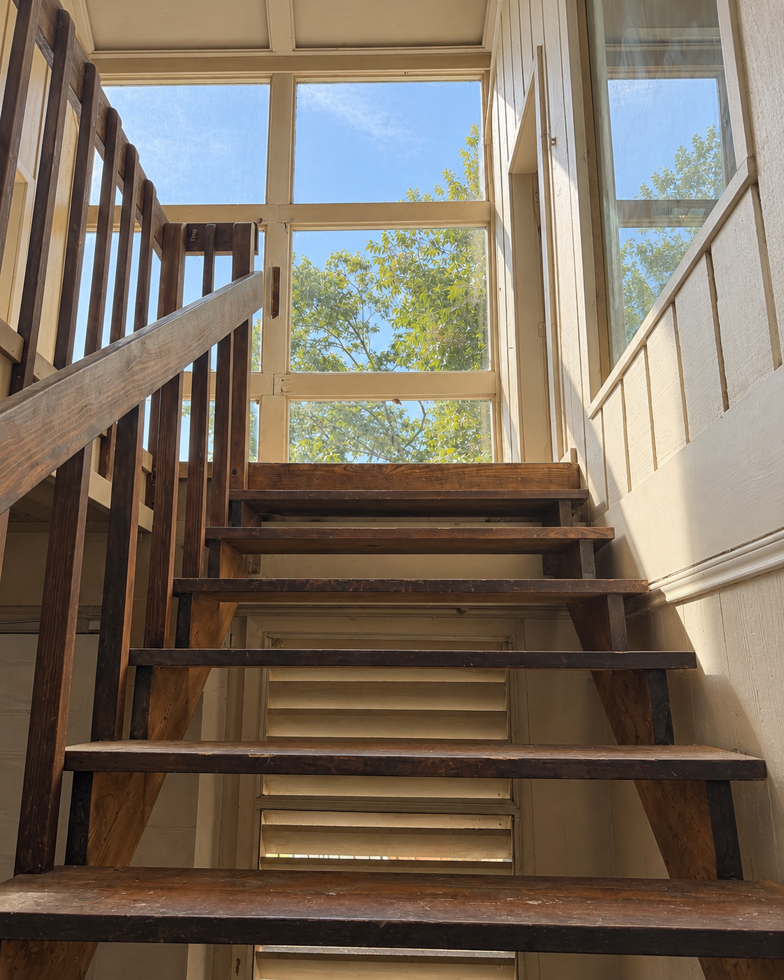 Looking up stairs in atrium.png
