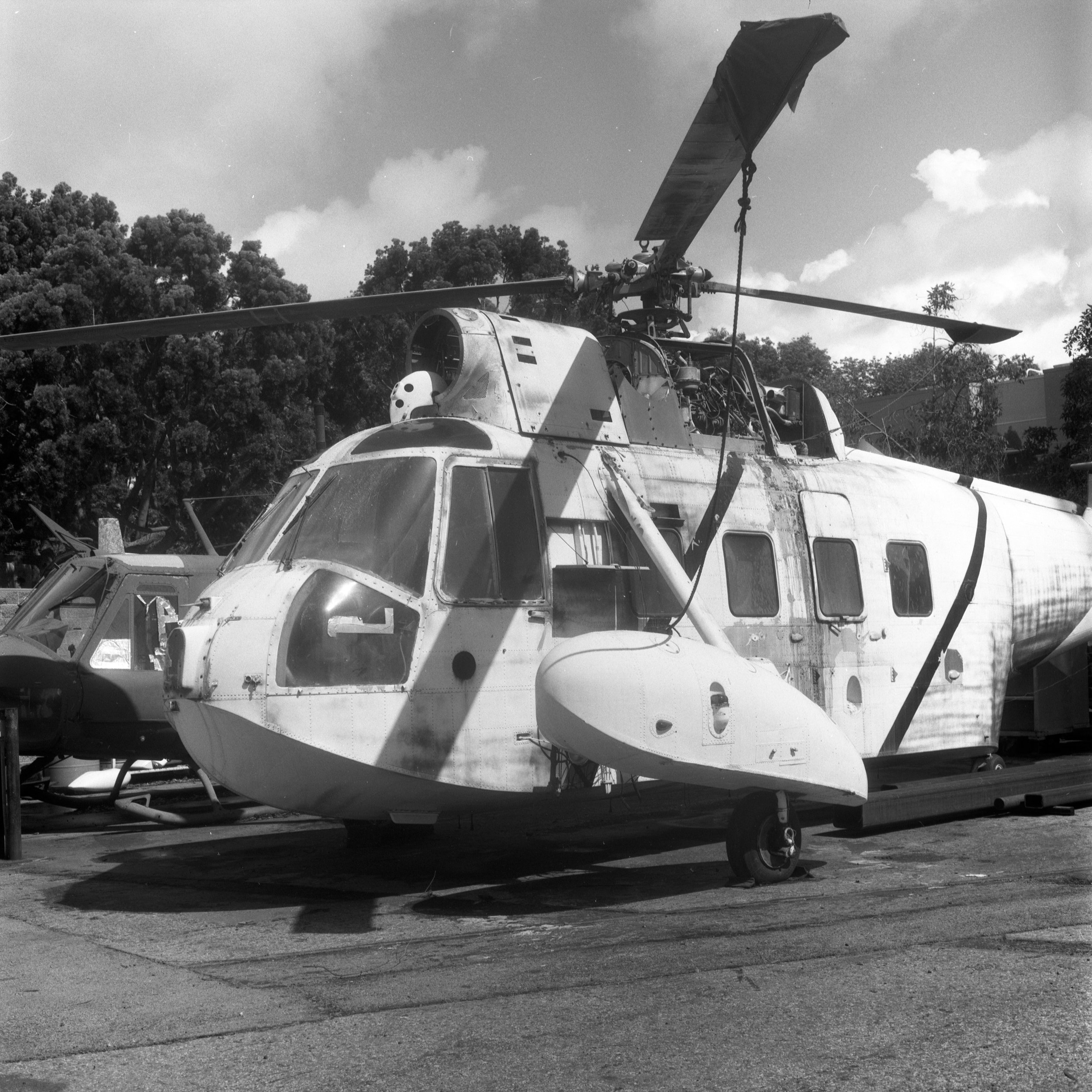 black-and-white-copter-jpeg.jpg