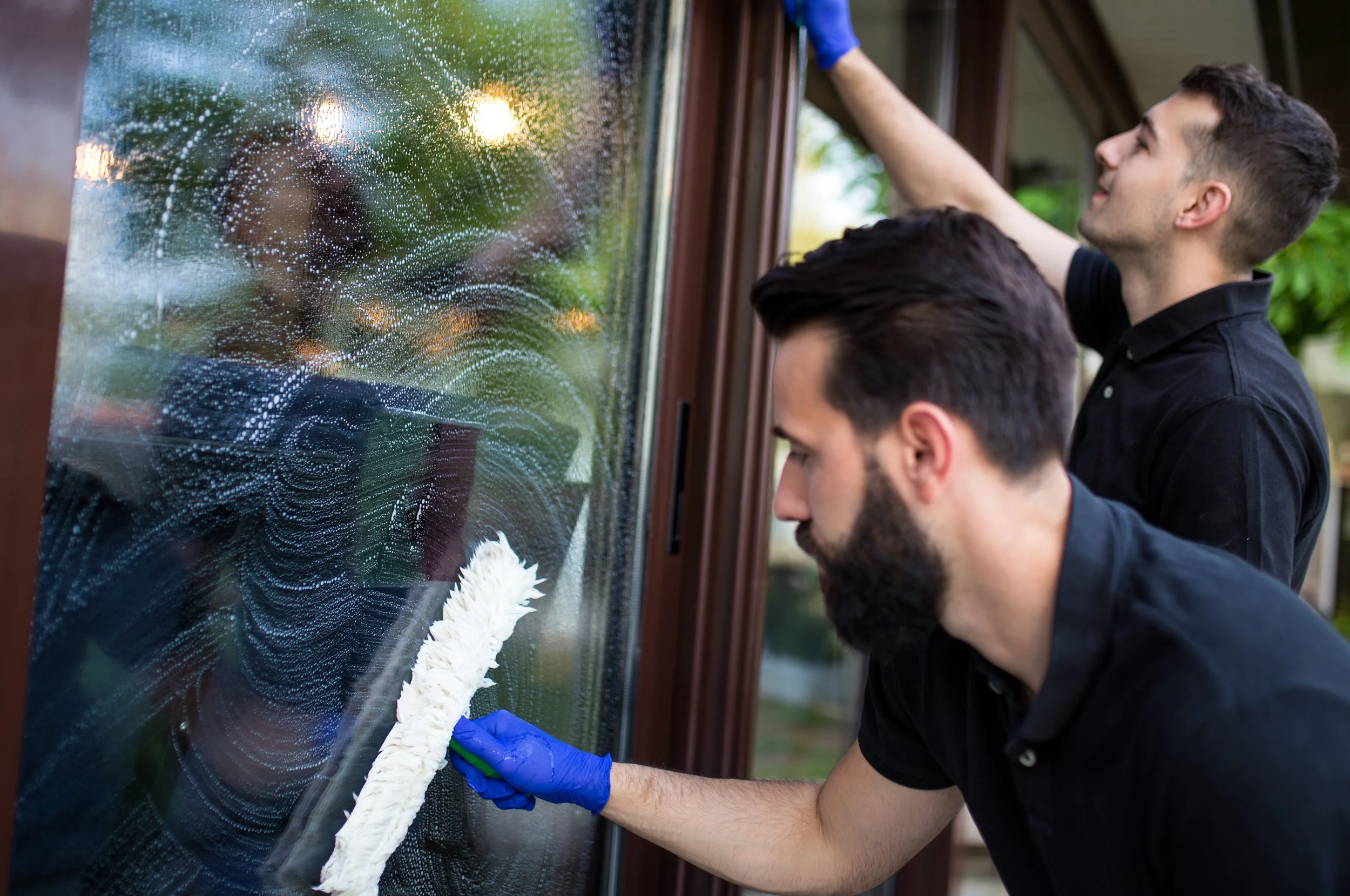 EXTRA CARE - WINDOW CLEANING  (90 MINUTES)