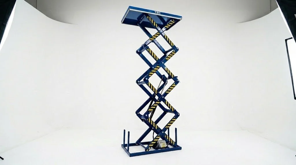 QTS800-4 - Piattaforma elevatrice a quadruplo pantografo